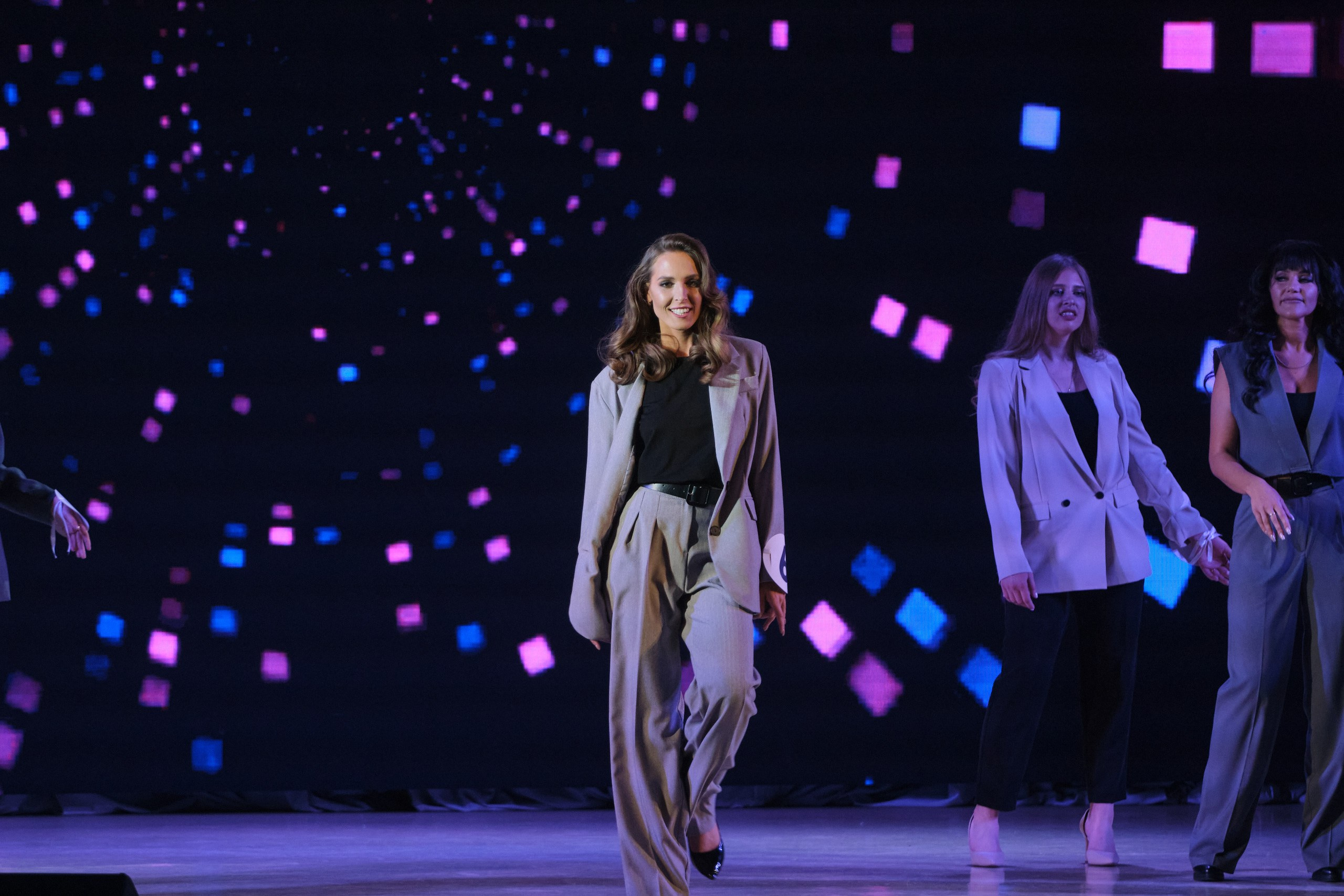 Мисс Корона Сибири. Антон Ив