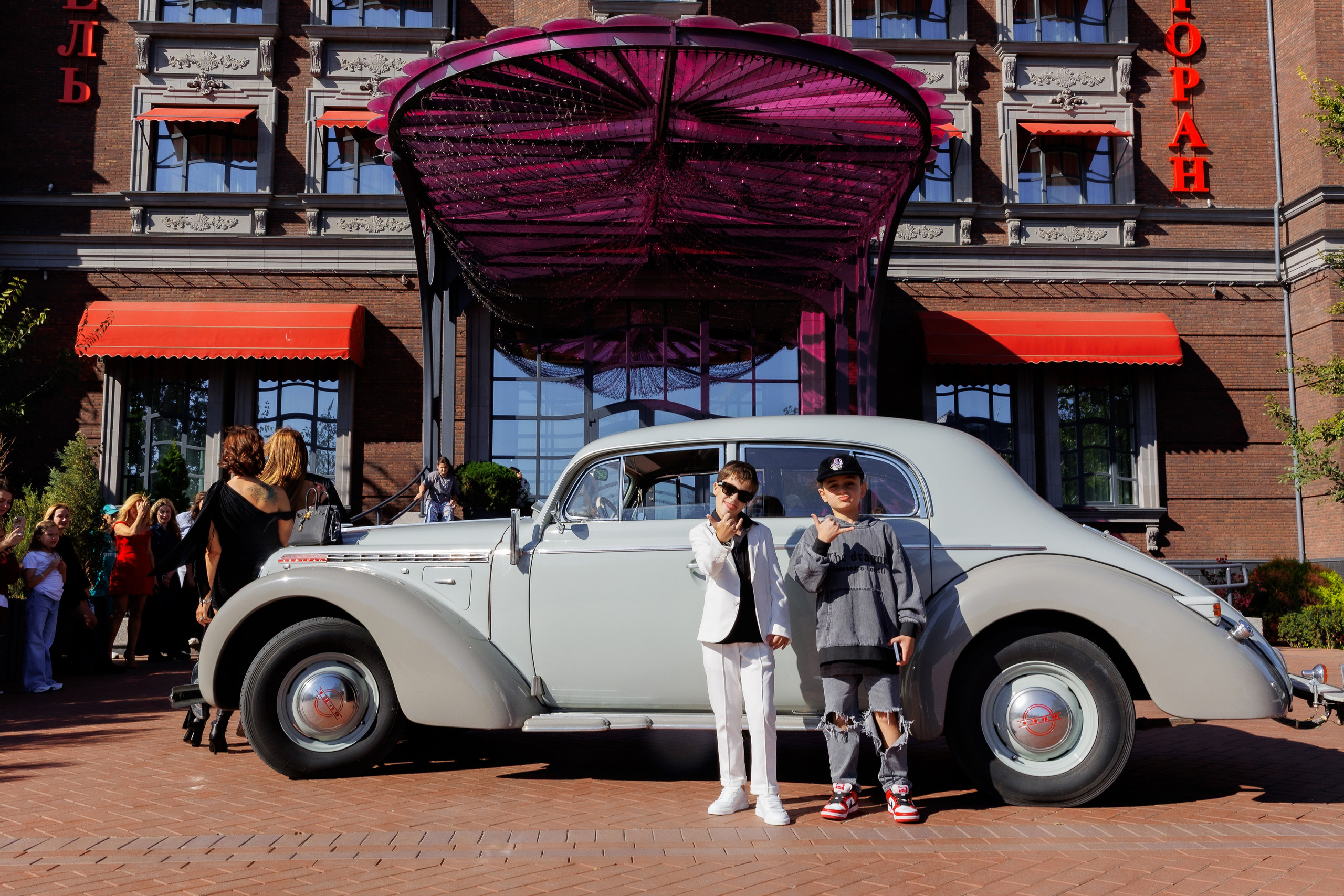 Фотосессия на день рождения Праздничная съемка от профессионального фотографа. Красильников Евгений — профессиональный фотограф в Ростове-на-Дону