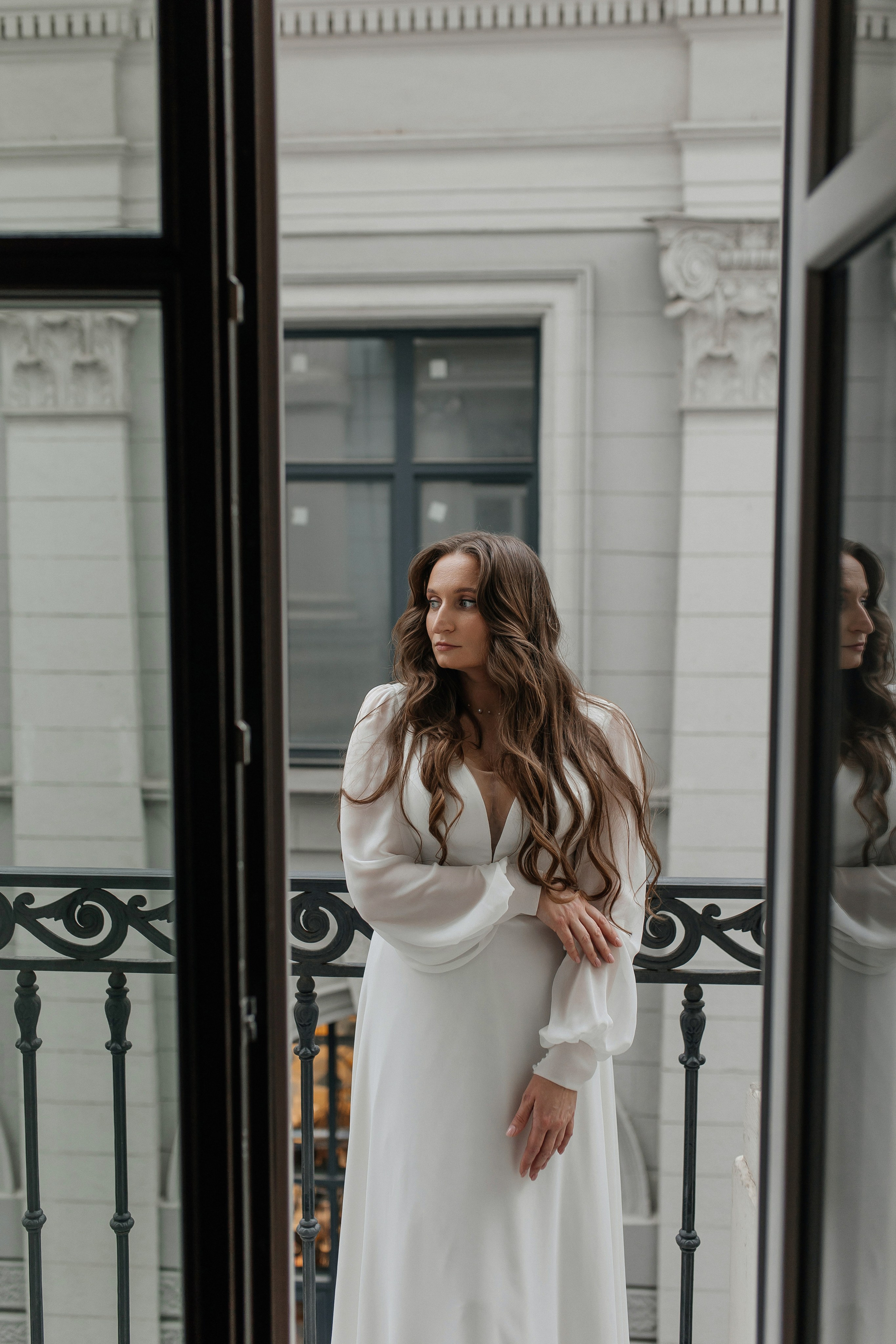 Свадебная фотосессия в отеле в Москве. Свадебный фотограф в Москве Дарья Олендарёва