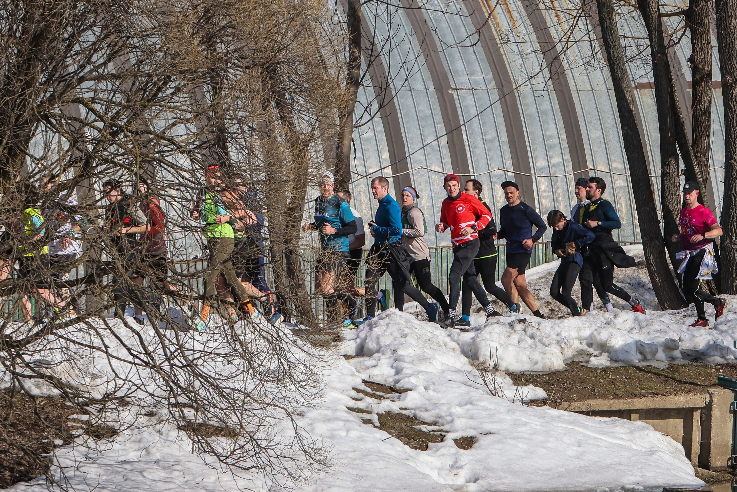 Марафон у дома, Долгопрудный, 15.03.26. Фотограф Сергей Ловкий