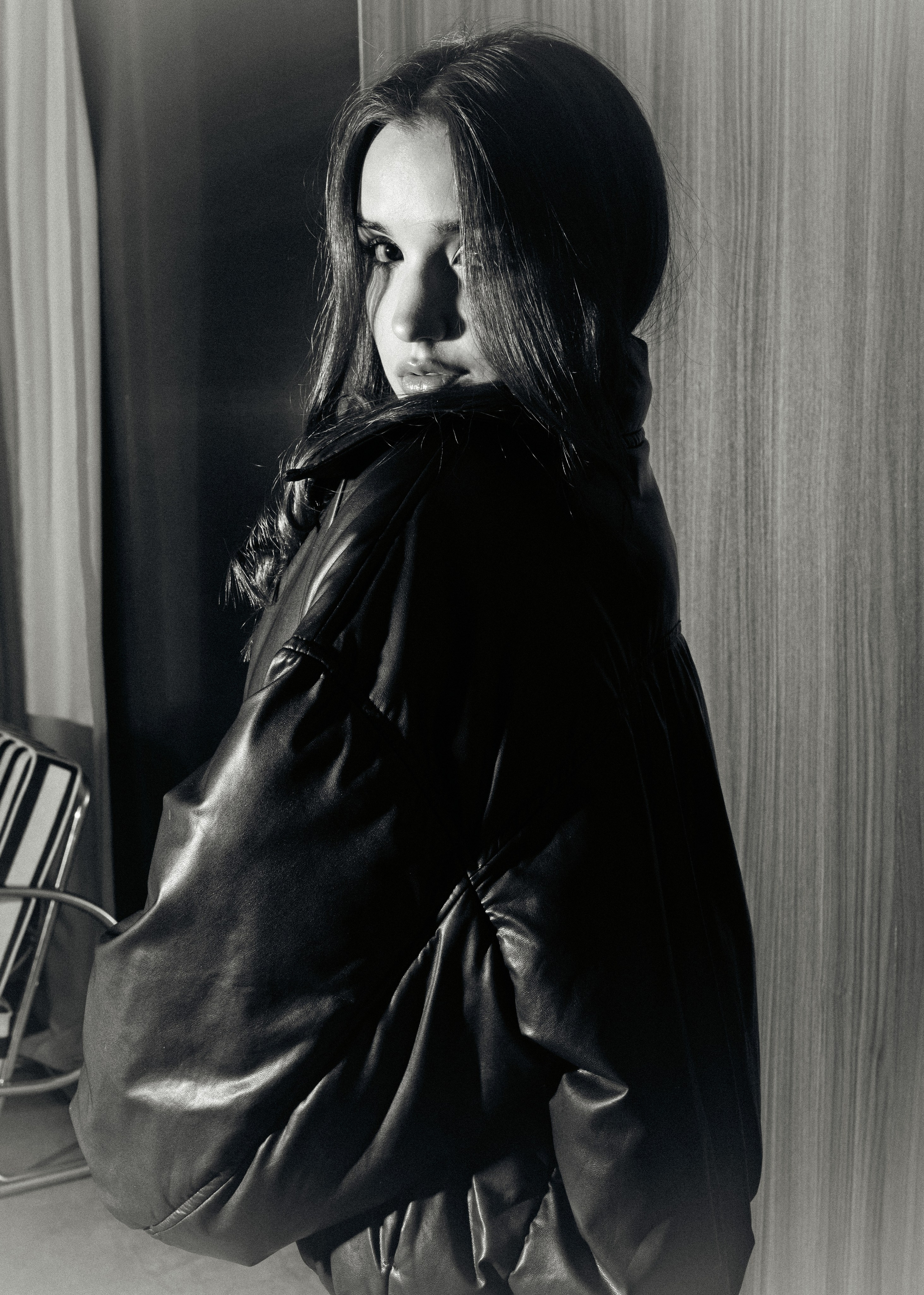 Женский портрет: Камилла. Обо мне