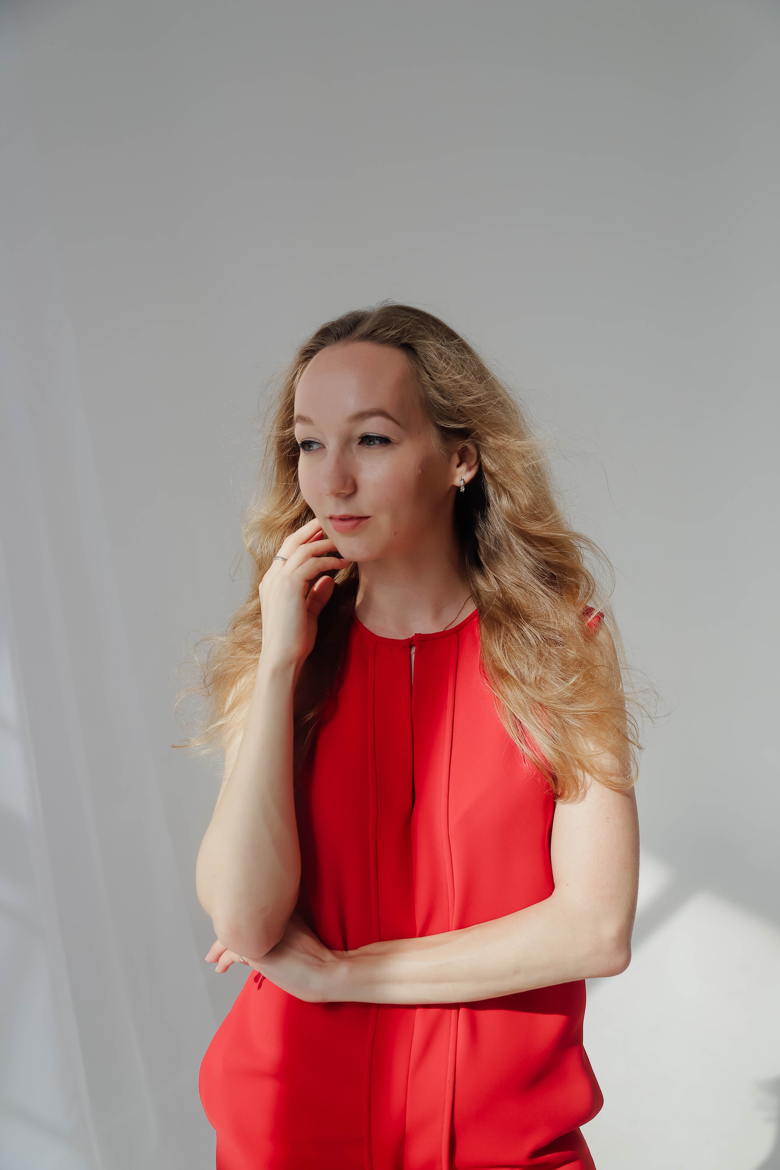 Деловая студийная фотосессия для Алины. Свадебный, семейный, детский фотограф в Сочи Виолетта Александрова