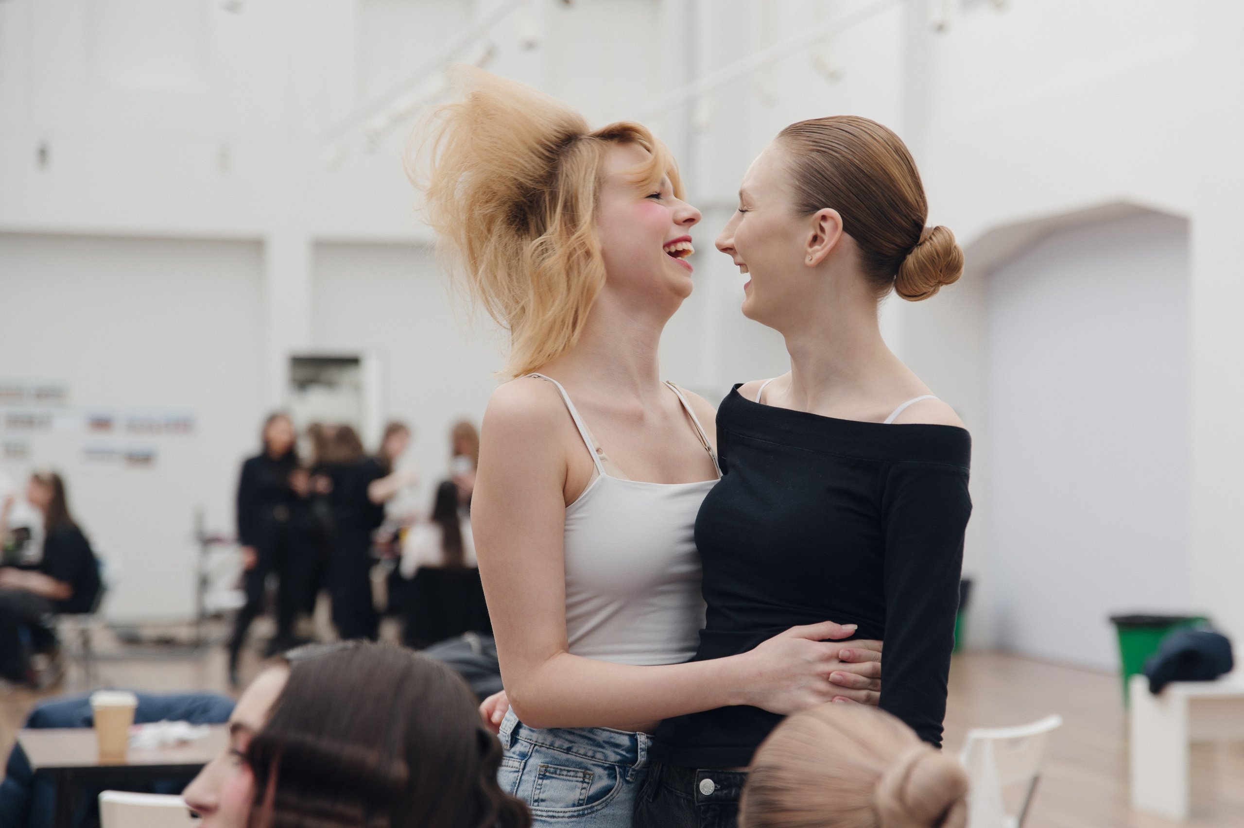 Бекстейдж показа «Новые Имена» собака.ru|ДЛТ. Портретный и репортажный фотограф в Санкт-Петербурге