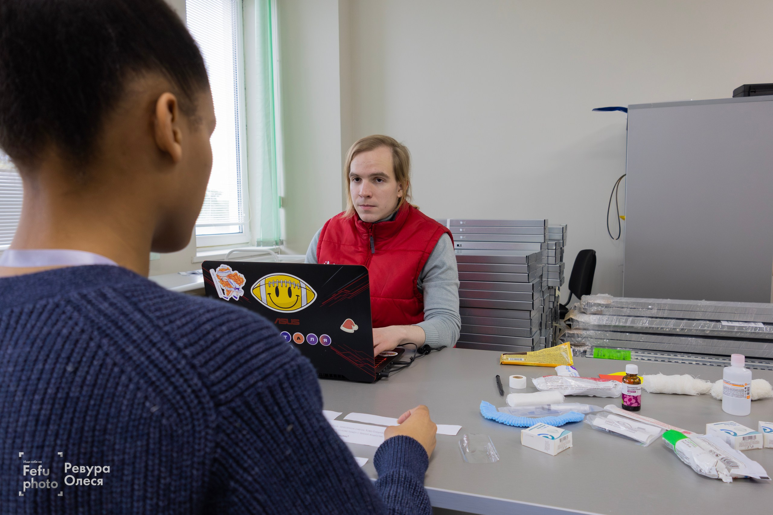 Краевая школа медицинских волонтеров 2024. Репортажный и портретный фотограф в Владивостоке