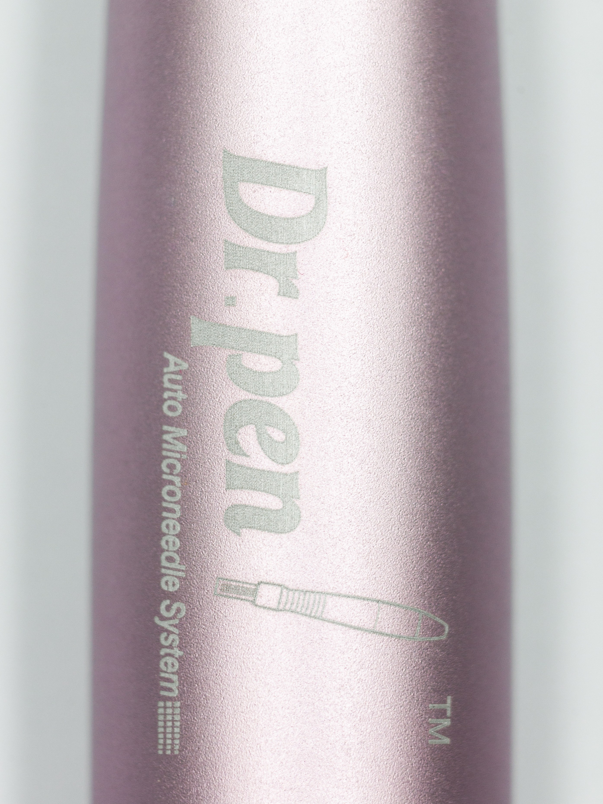 Аппараты DERMAPEN / Съемка для магазина «SPB COSMETIC». Семейный и портретный фотограф в Санкт-Петербурге Андрей Воробьев