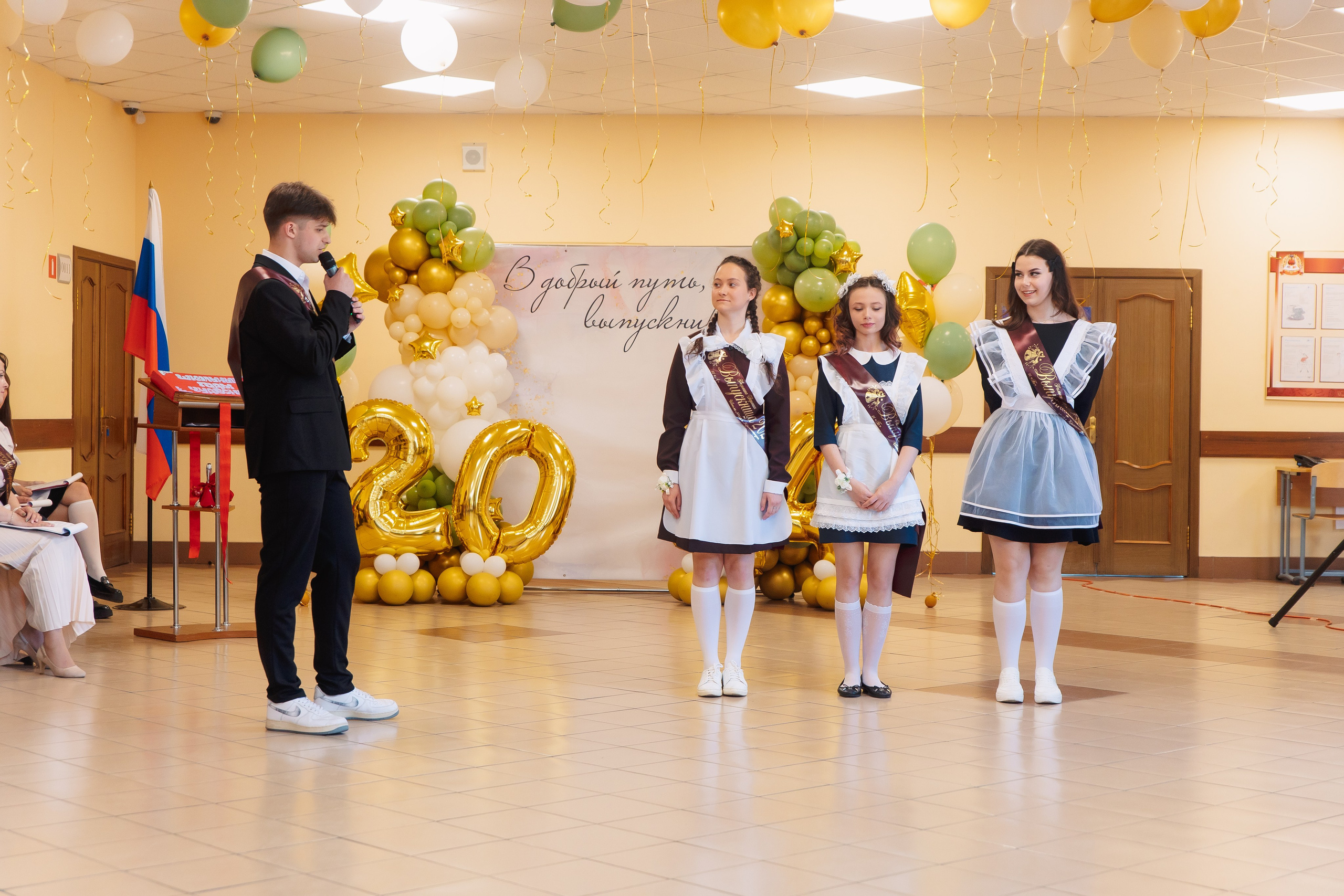 Последний звонок. Фотограф в Кронштадте и Санкт-Петербурге Анастасия Коваленко