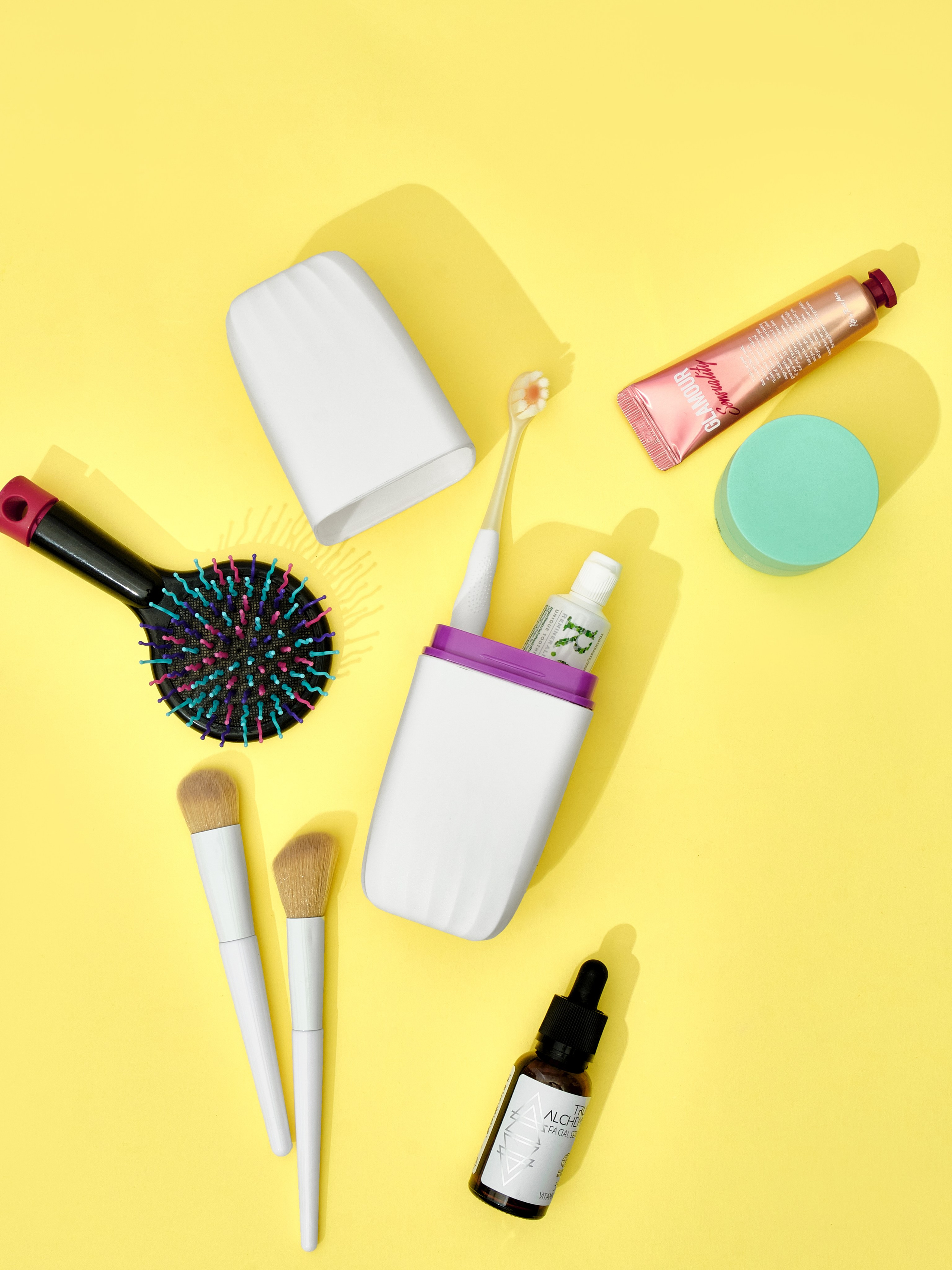 Product. Ретушер Алексей Захарьин