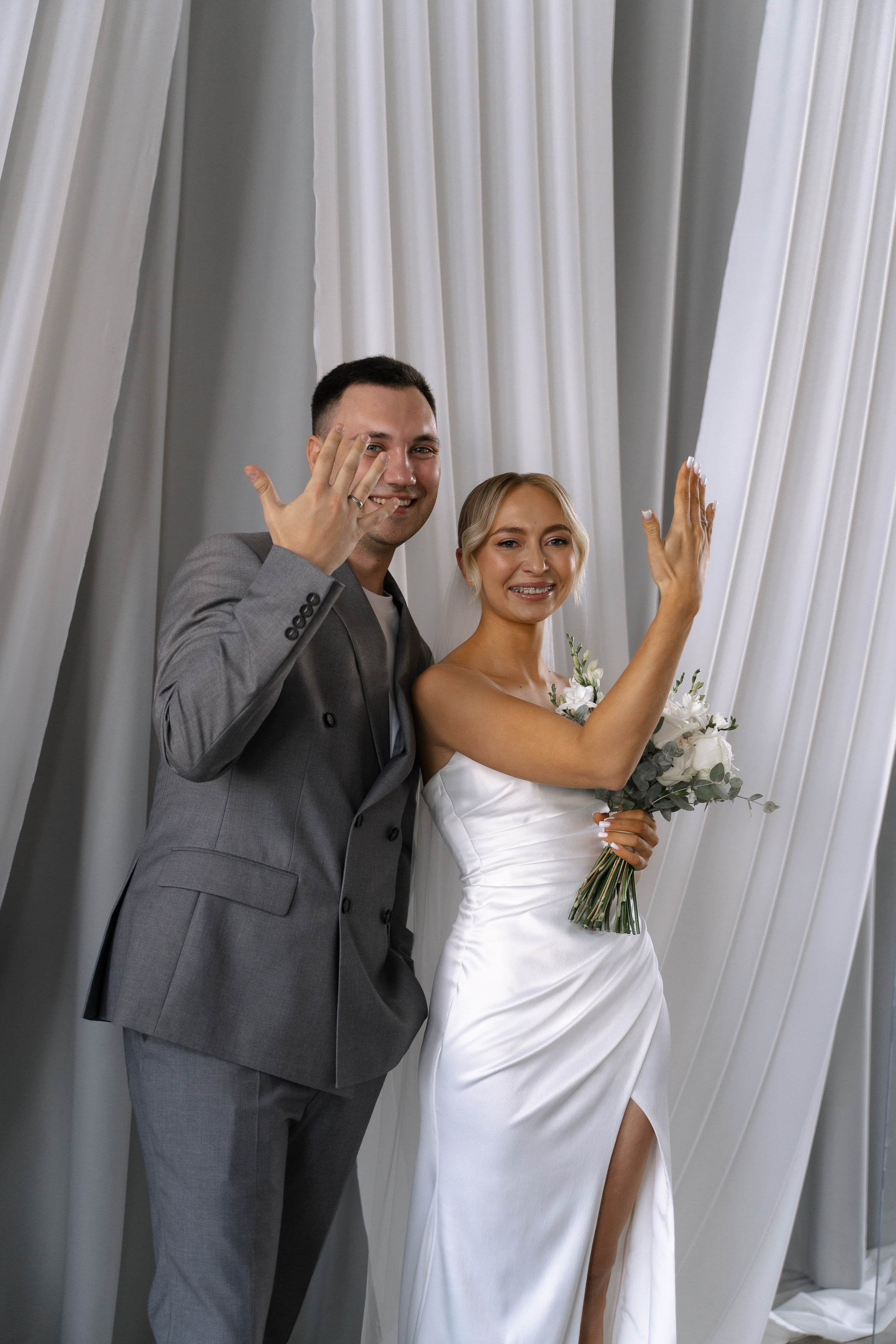 Денис и Виолетта. Свадебный фотограф Анастасия Хабарова в Новоуральске и Екатеринбурге