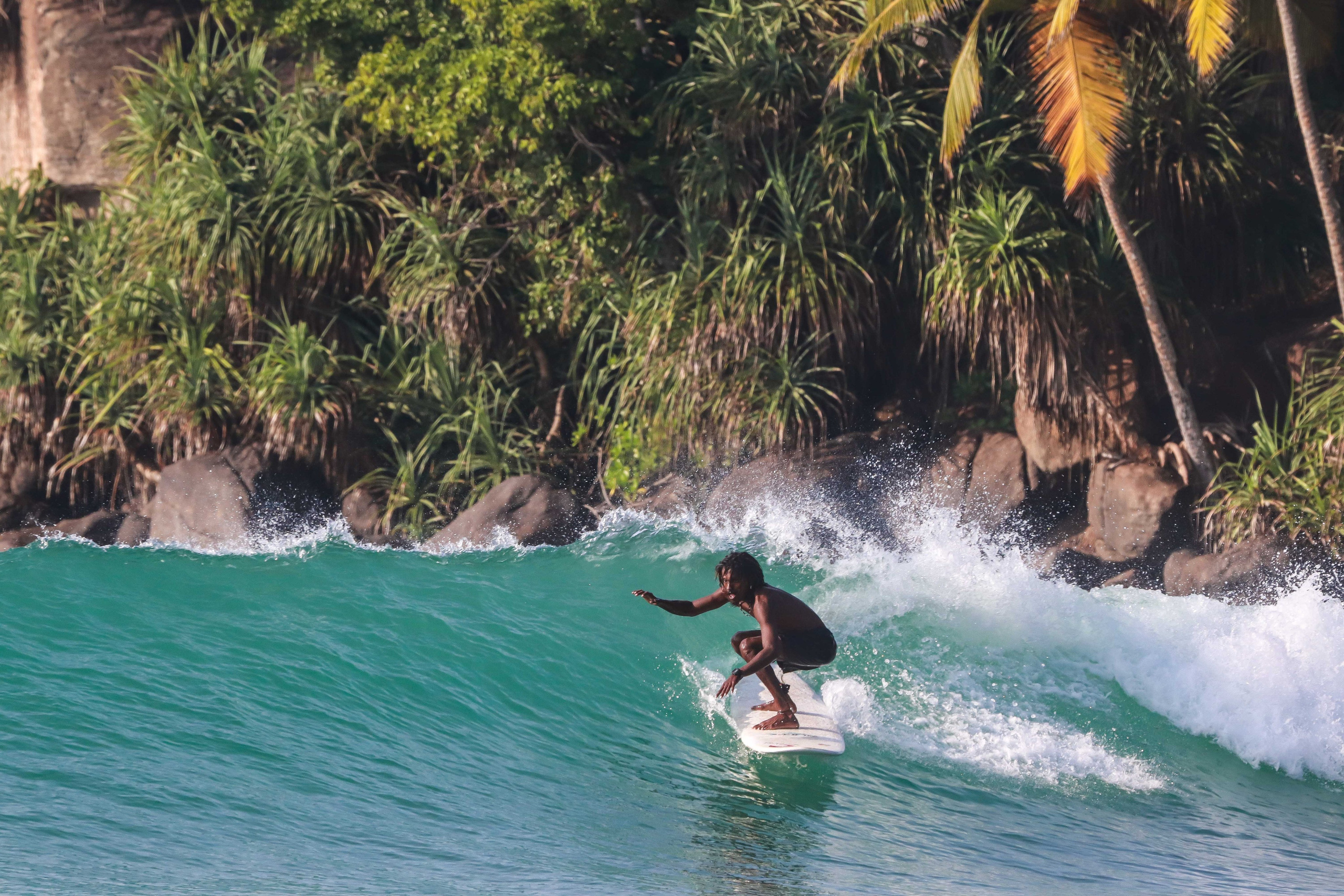Съемка серфинга на рассвете в Мириссе | Большие волны и адреналин. Фотограф на Шри-Ланке