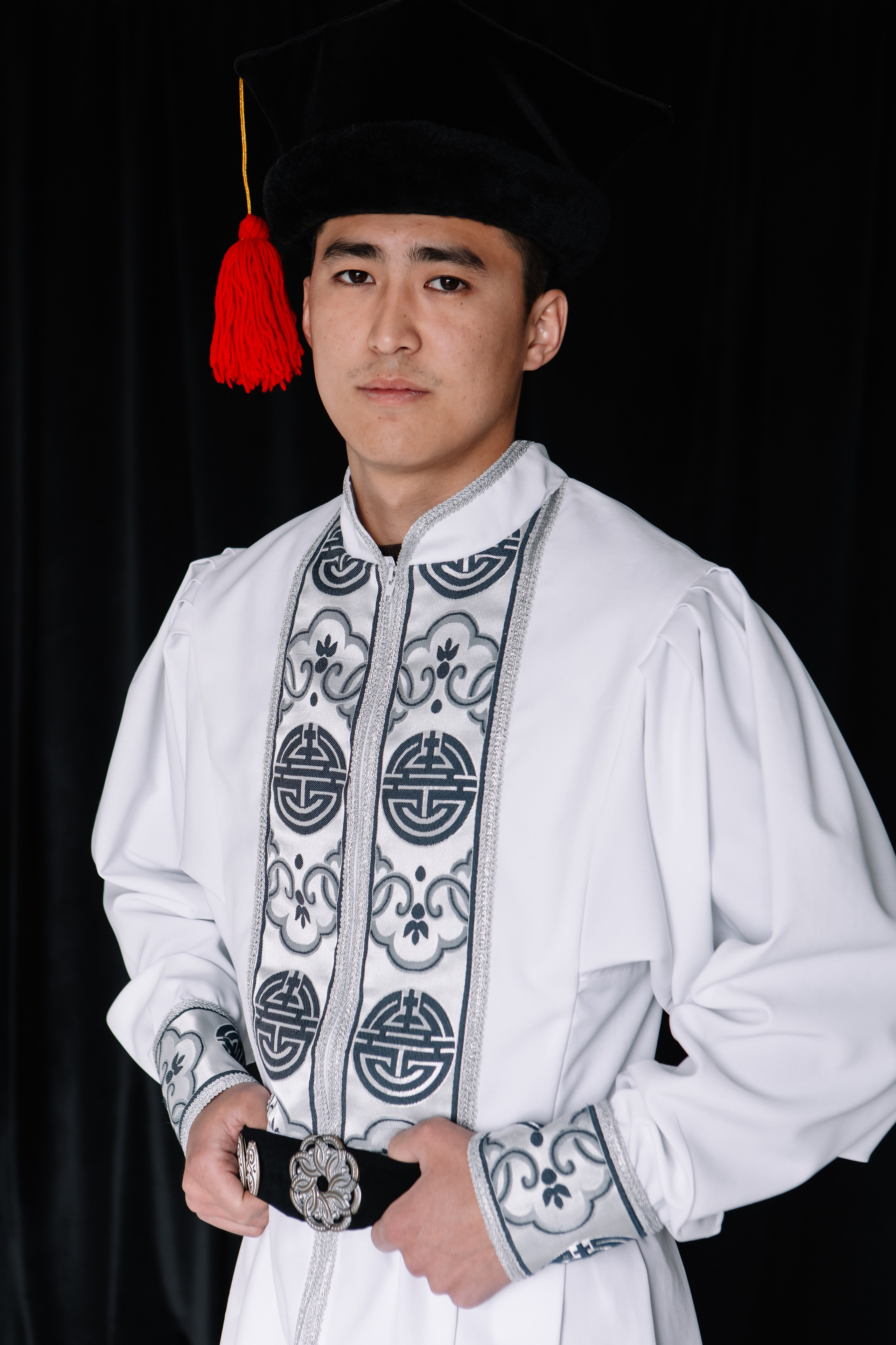 Love Story в национальном стиле. Свадебный и семейный фотограф в Элисте Лиджик Сарлов