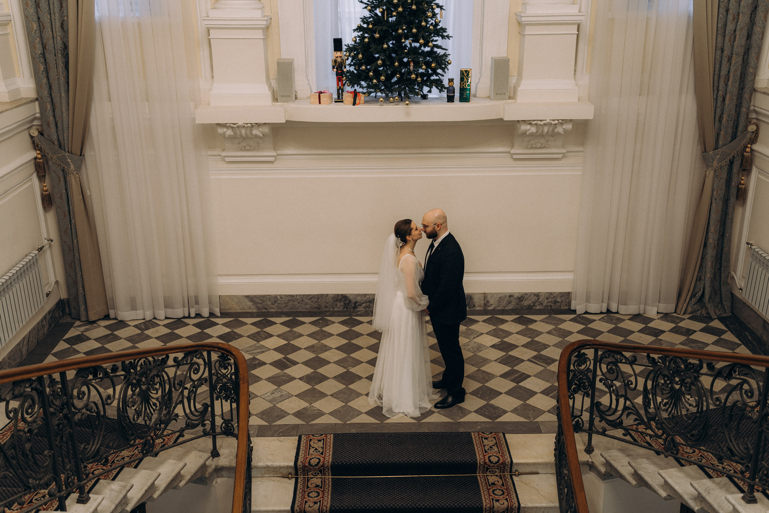 СВАДЕБНАЯ СЬЕМКА ВО ВТОРОМ ДВОРЦЕ (ДЕКАБРЬ) ТАКЖЕ СЬЕМКА В СТУДИИ НА ЧЕРНЫШЕВСКОЙ. Профессиональный фотограф, Санкт-Петербург — Виктория Богомолова