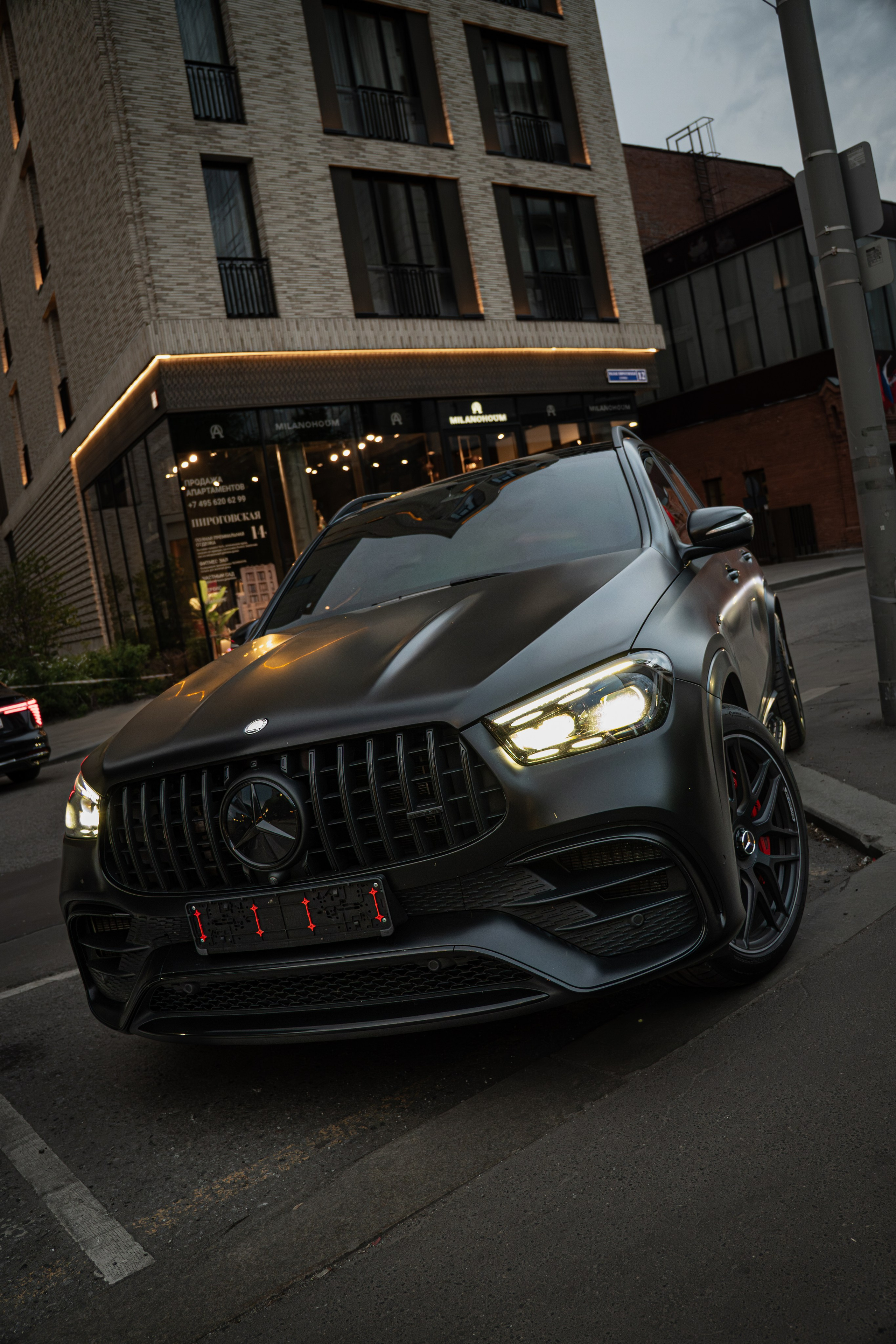 Творческие фото автомобилей. SEVEN HILLS