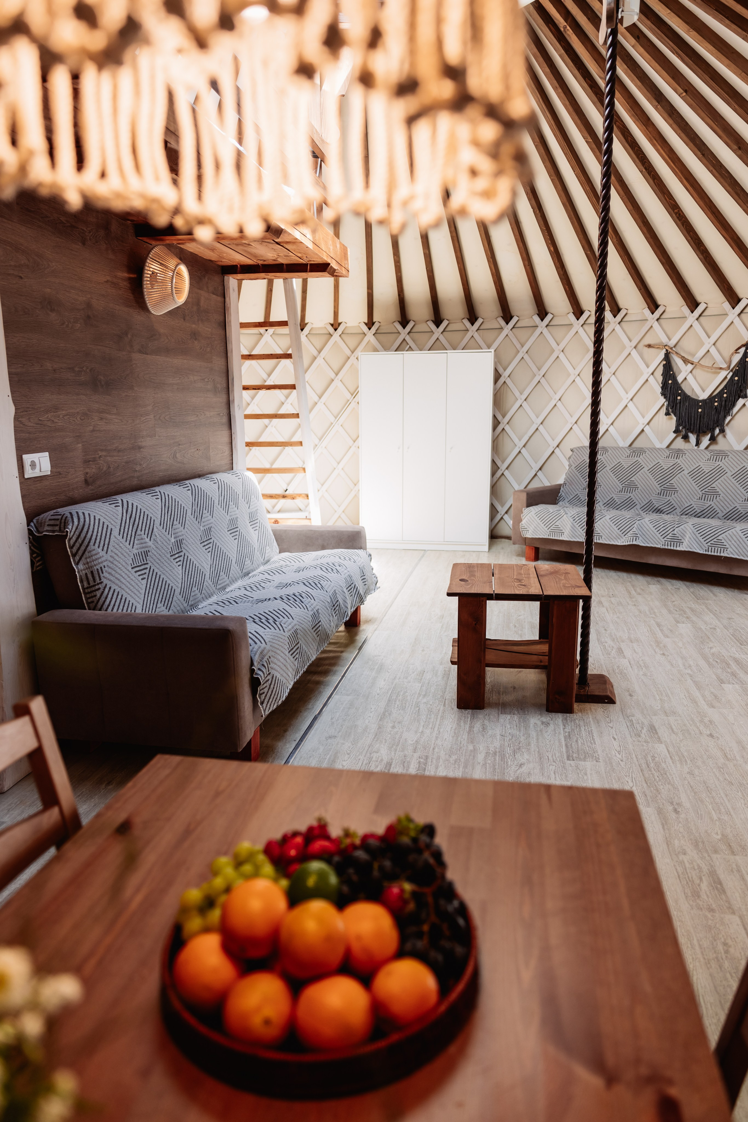 БЕРЕЗКА ВИЛАДЖ | Глэмпинг в Коломне | Юрта «Лесная». ФОТОГРАФ ИРИНА ШАМАТАВА