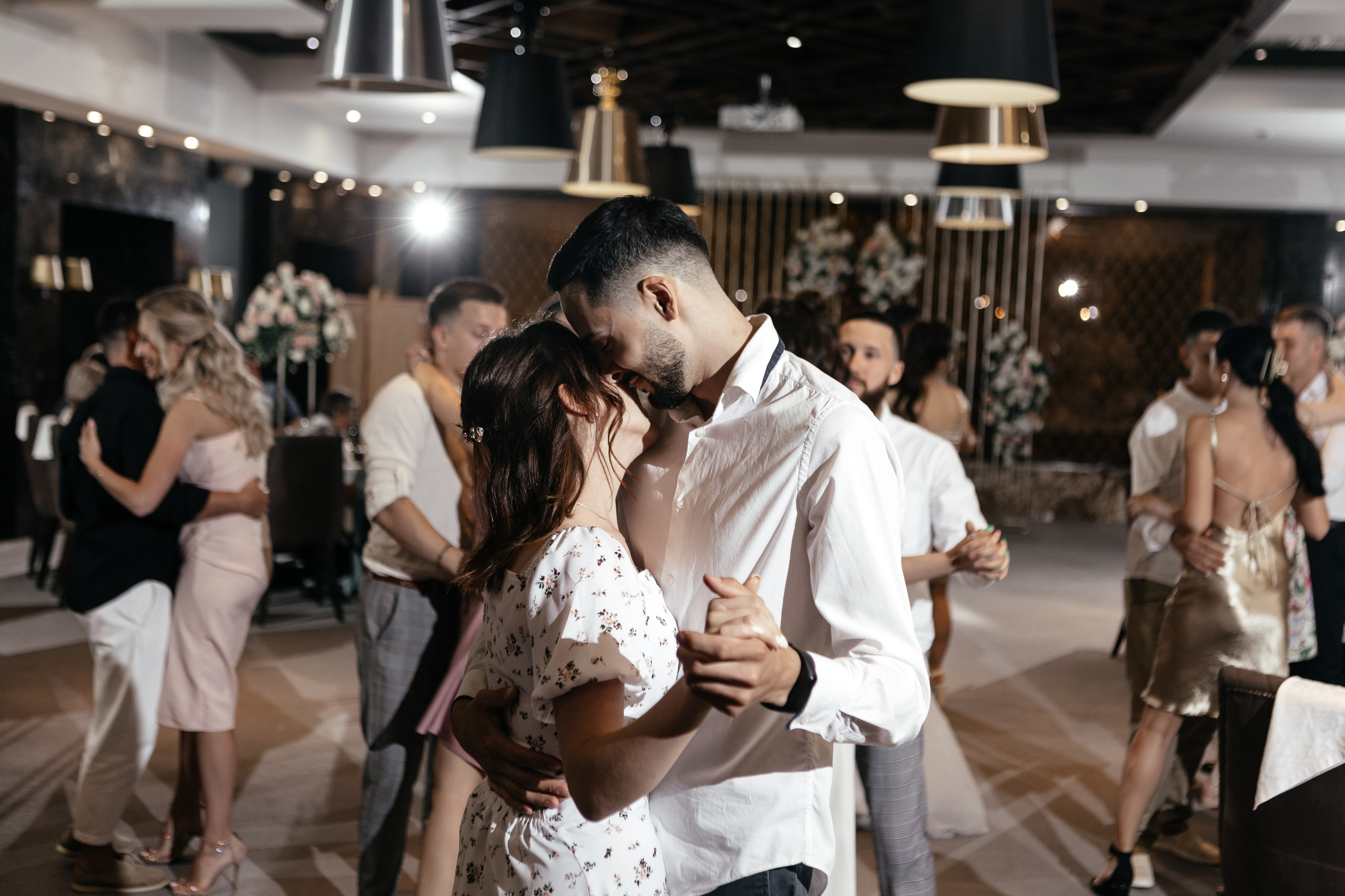 Свадебный фотограф Уфа — Руслан ГабдлисламовЖивые эмоции, красивые кадры, воспоминания на всю жизнь.Работаю по всей Республике Башкортоста. Свадебный фотограф Уфа Руслан Габдлисламов