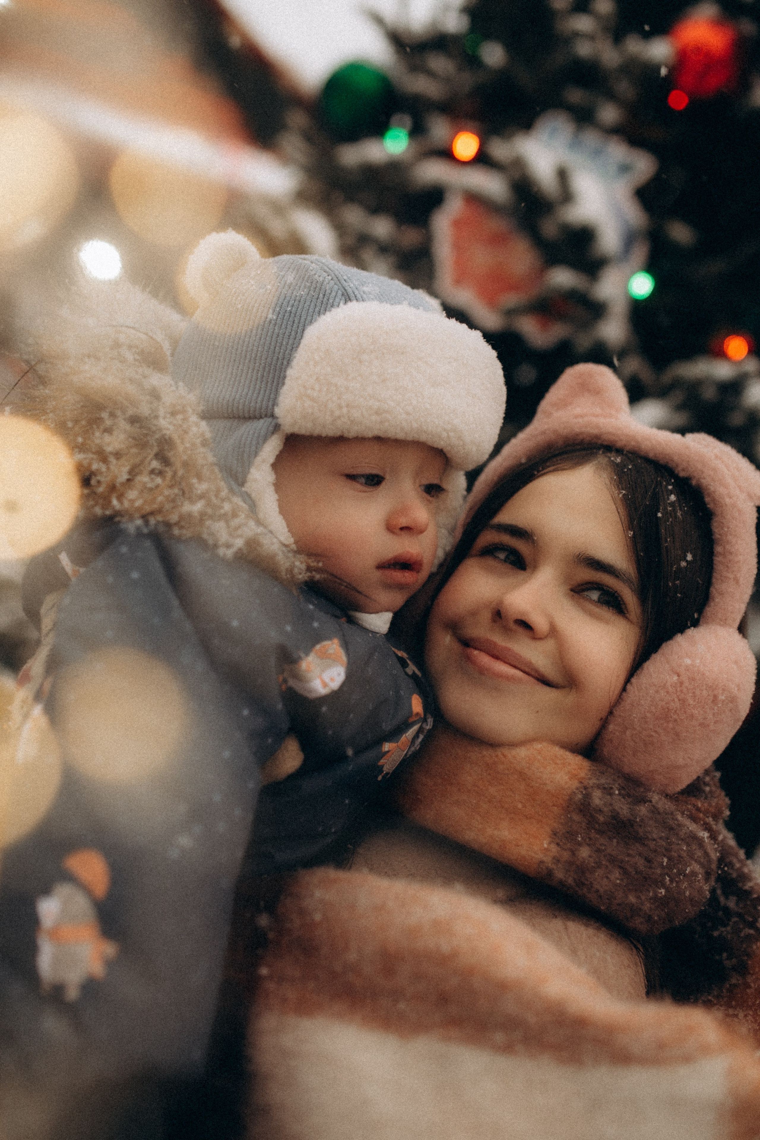 Лена, Митя и Левушка прогулка на Красной площади. Семейный фотограф в Москве и Люберцах Юлия Гуськова