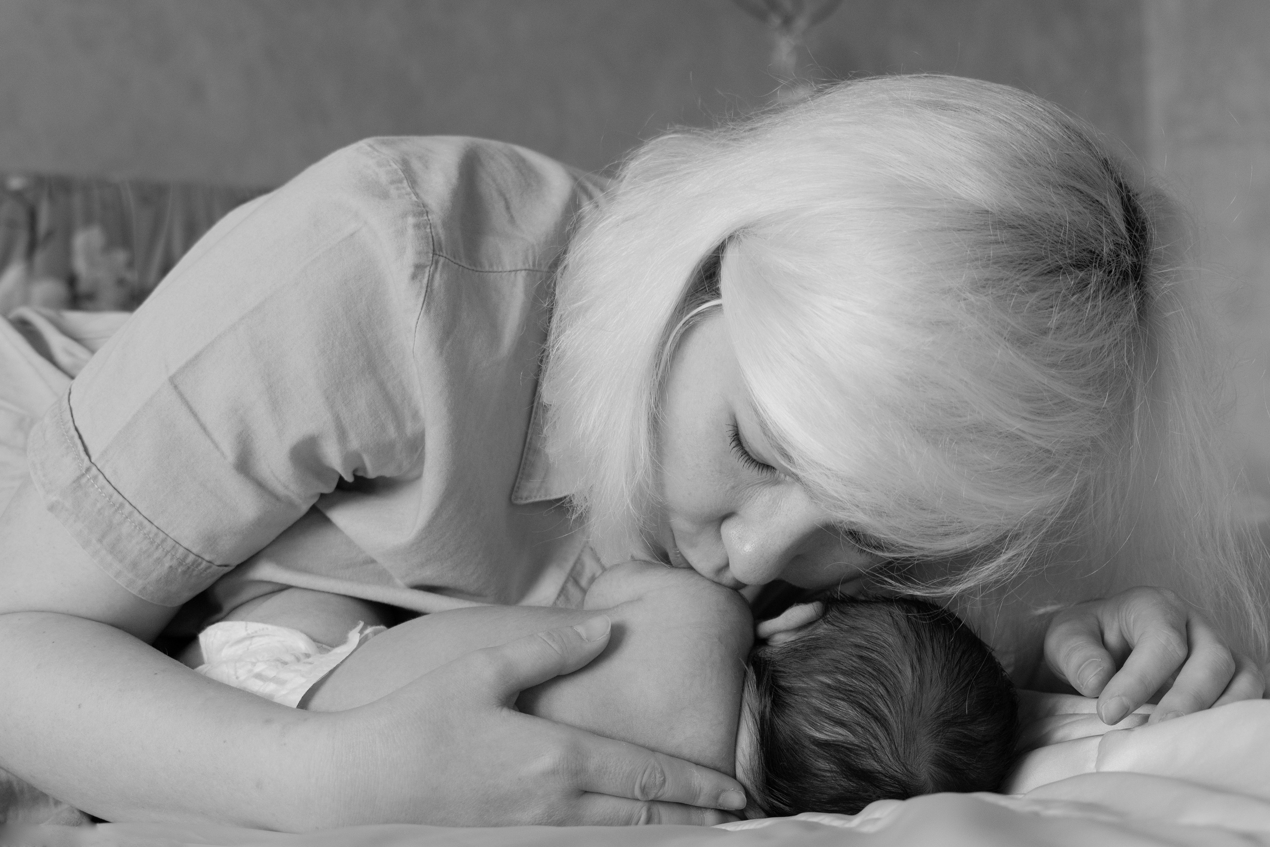 Домашняя фотосессия с новорожденным. Фотограф видеограф Ольга Василевская