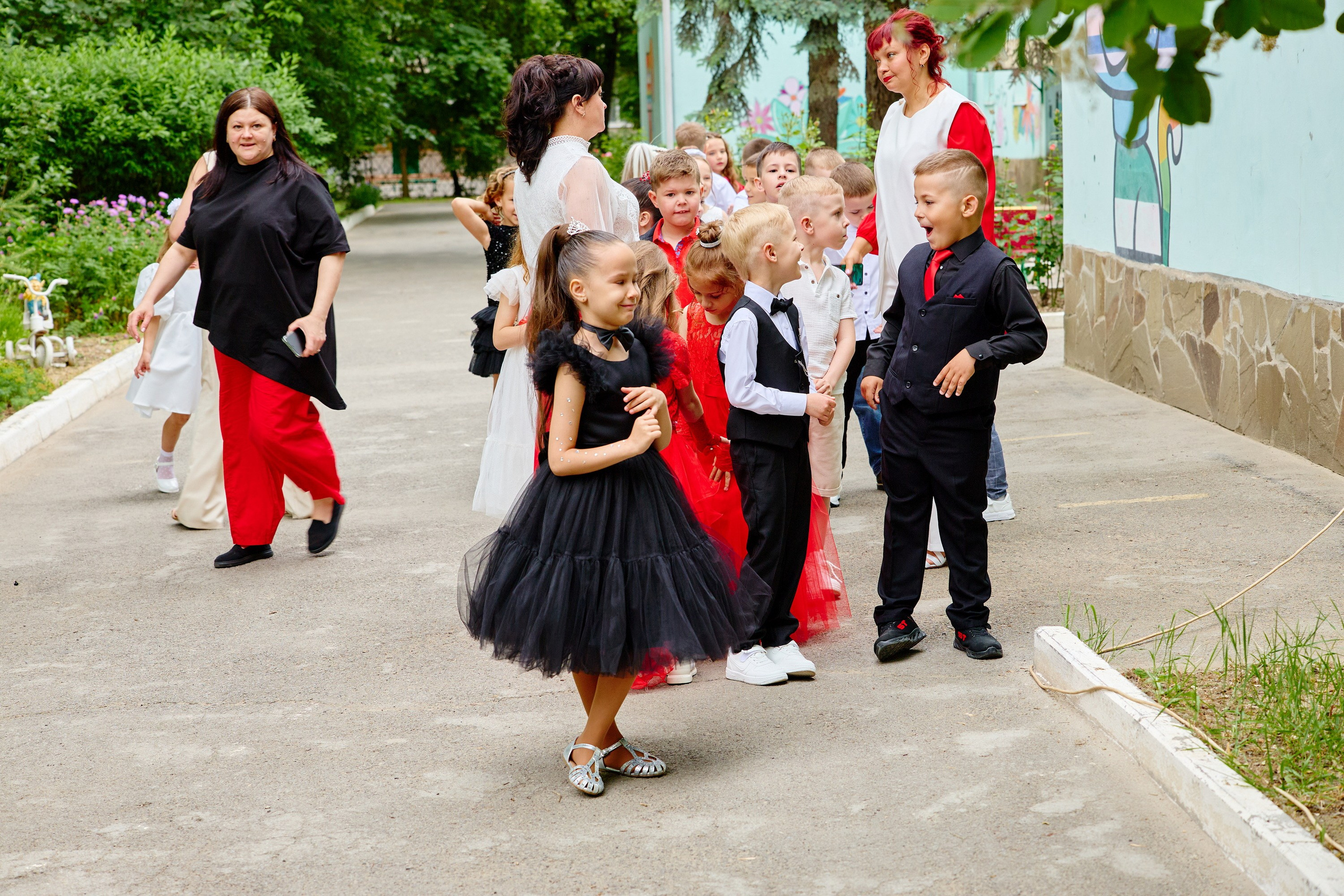 Выпускной 45 сад. Фотограф Выпускные альбомы Таганрог Сергей Коробченко
