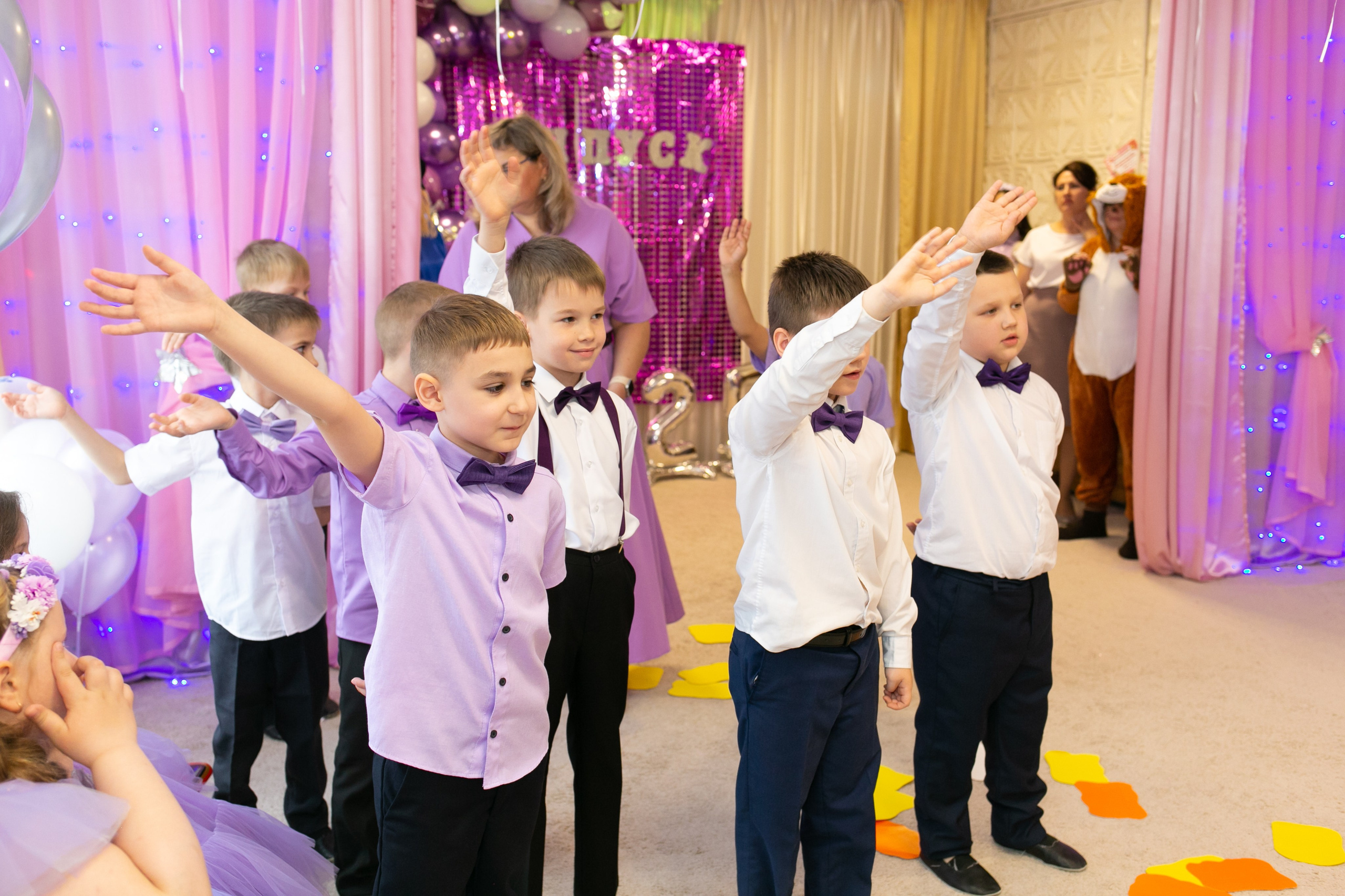 Выпускные и Утренники. Фотограф новорожденных и семейный фотограф НСО г. Бердск Марина Львова