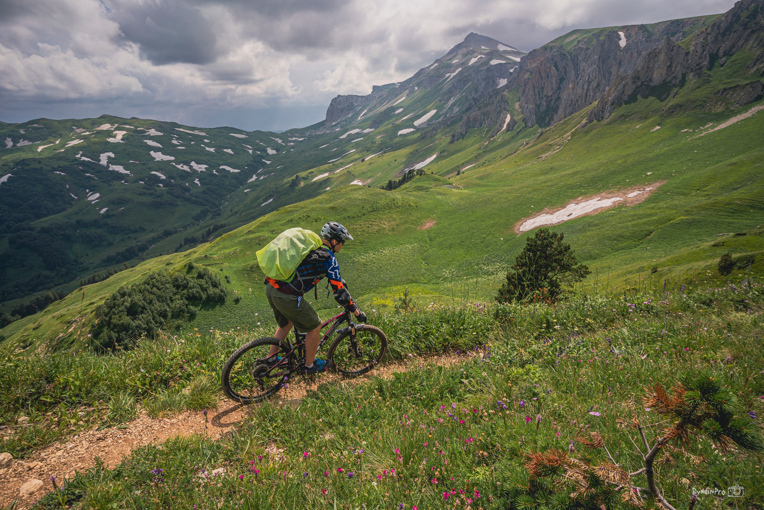 Велотур Велотридцатка 13 июля 2024 Ковальтур. Репортажный фотограф в Краснодаре Рындин Дмитрий