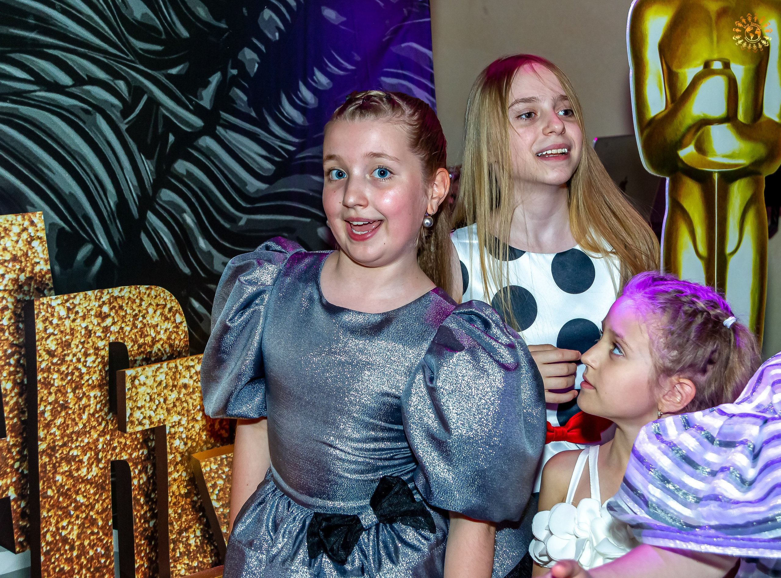 Выпускной 4-го класса 2024. Школа 2109. Репортажная съемка в Москве и области. Анималистика