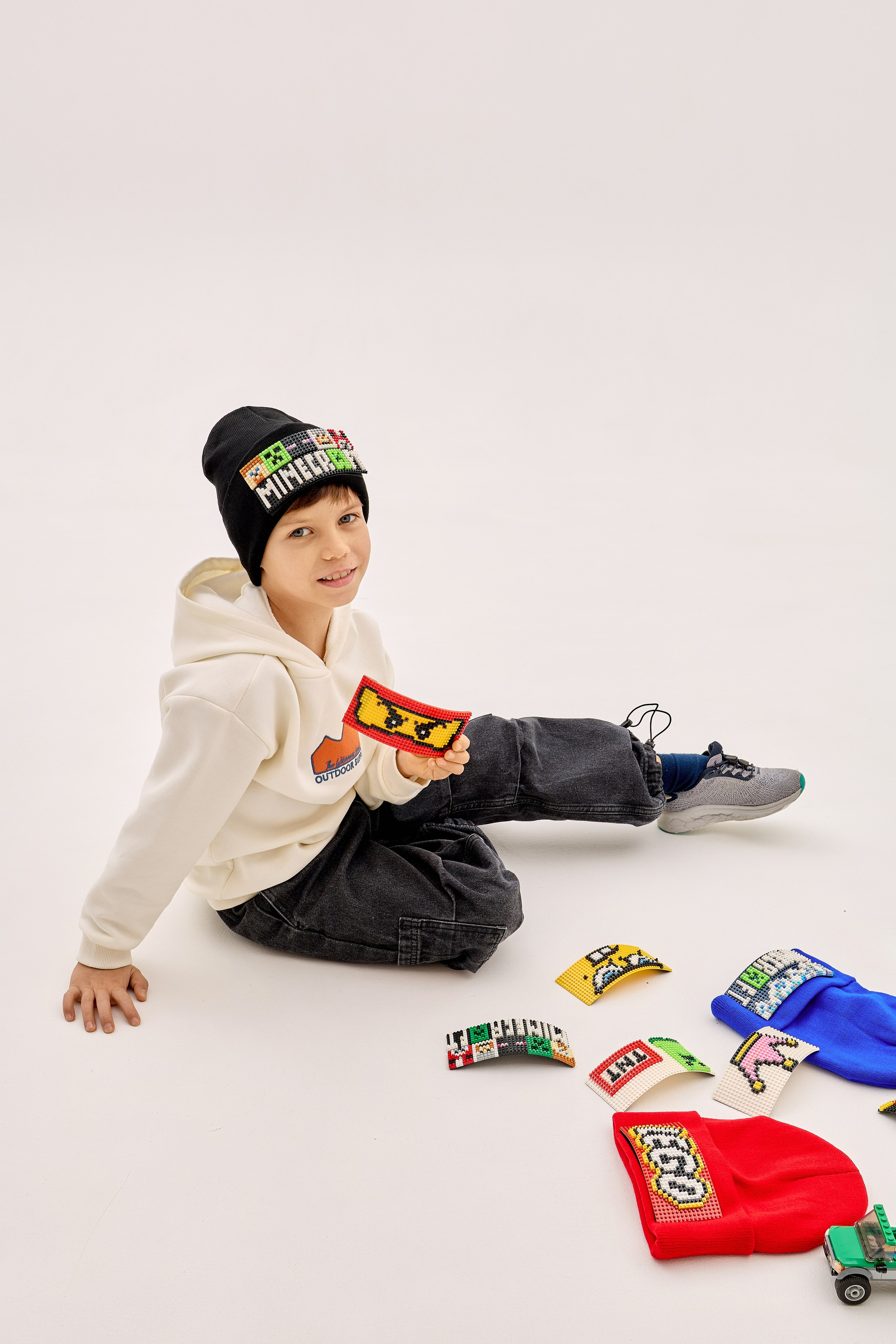 Фотосессия шапок для маркетплейсов. Фотограф Руслан Потапов в Краснодаре