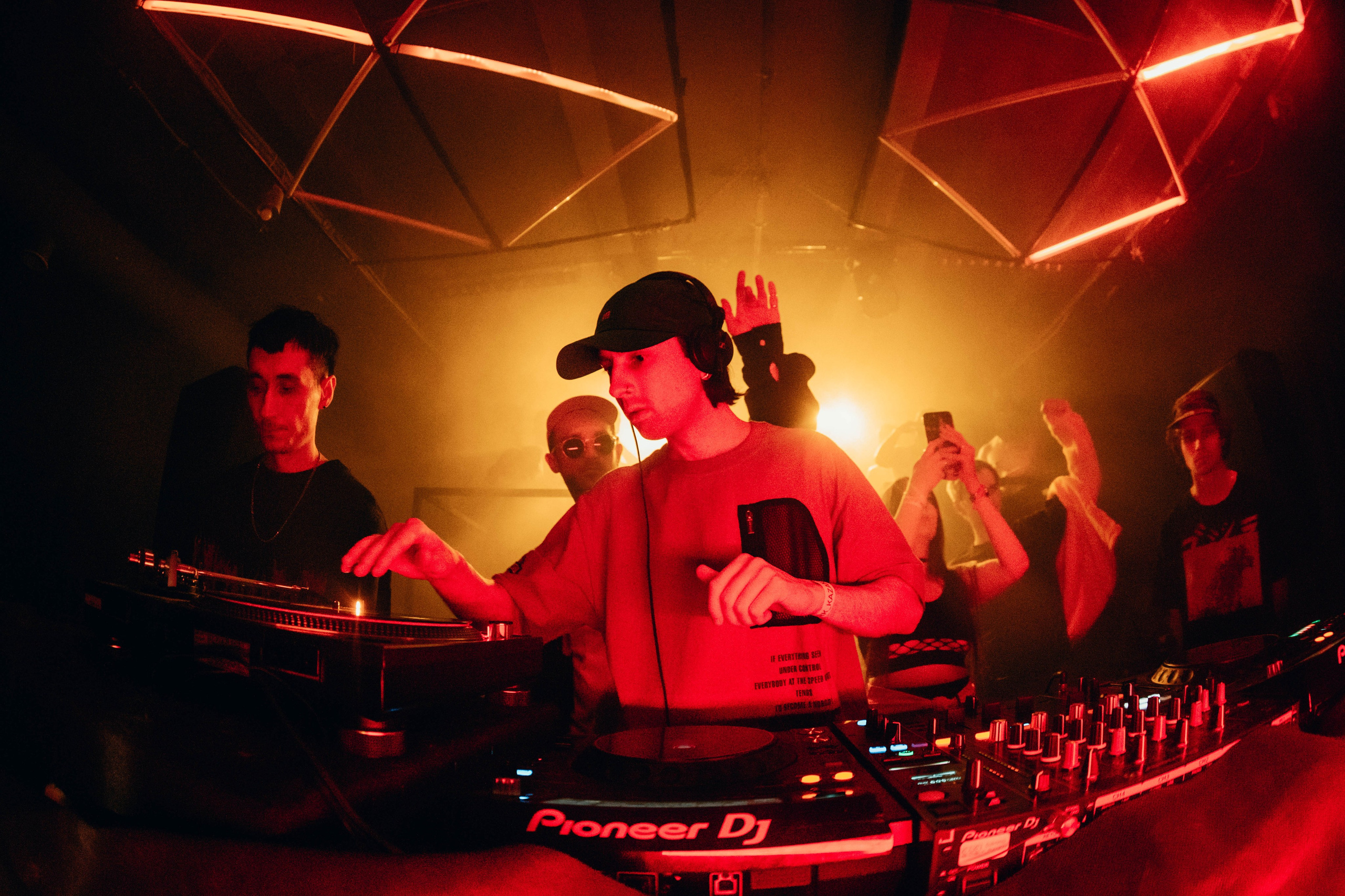 Werk Moves. Главная