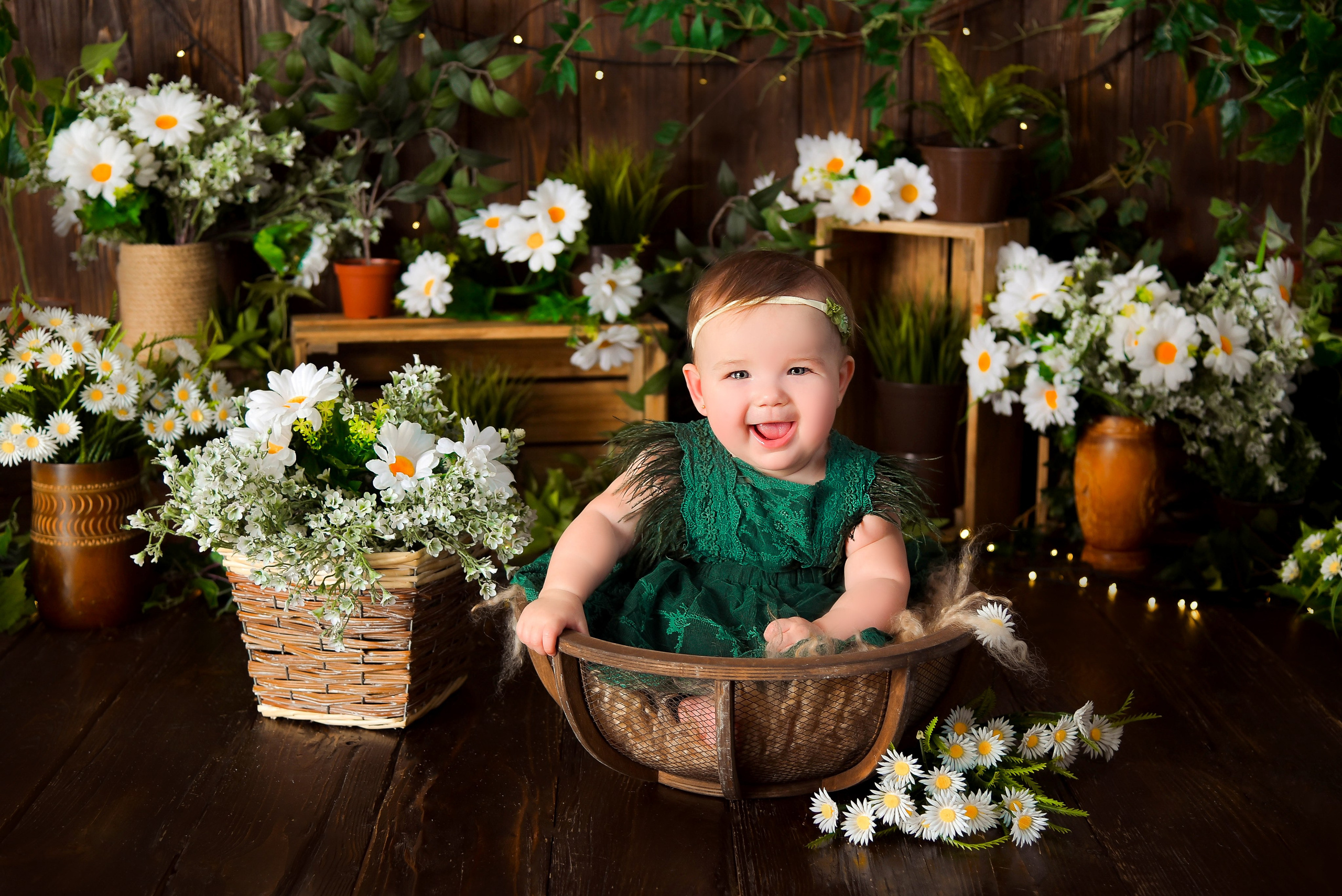 Малышки Антураж