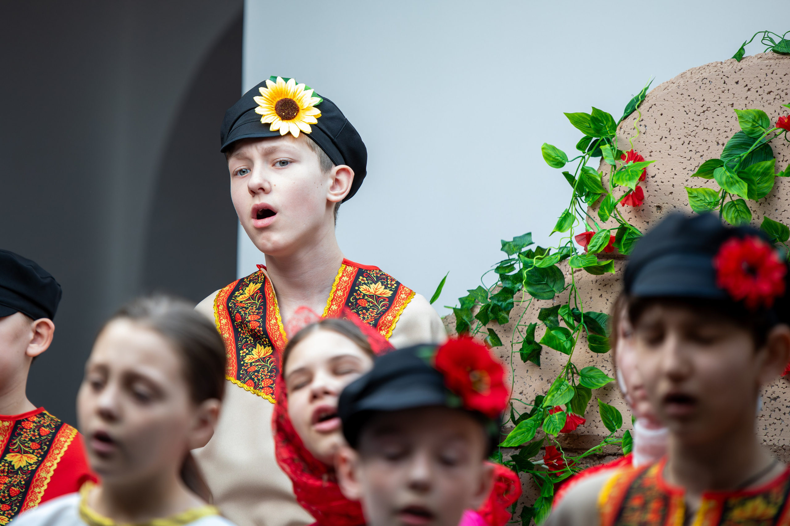 Пасхальный концерт Воскресная школа 2025. Фотограф Таинств Крещение и Венчания г. Магадан Власова Ульяна