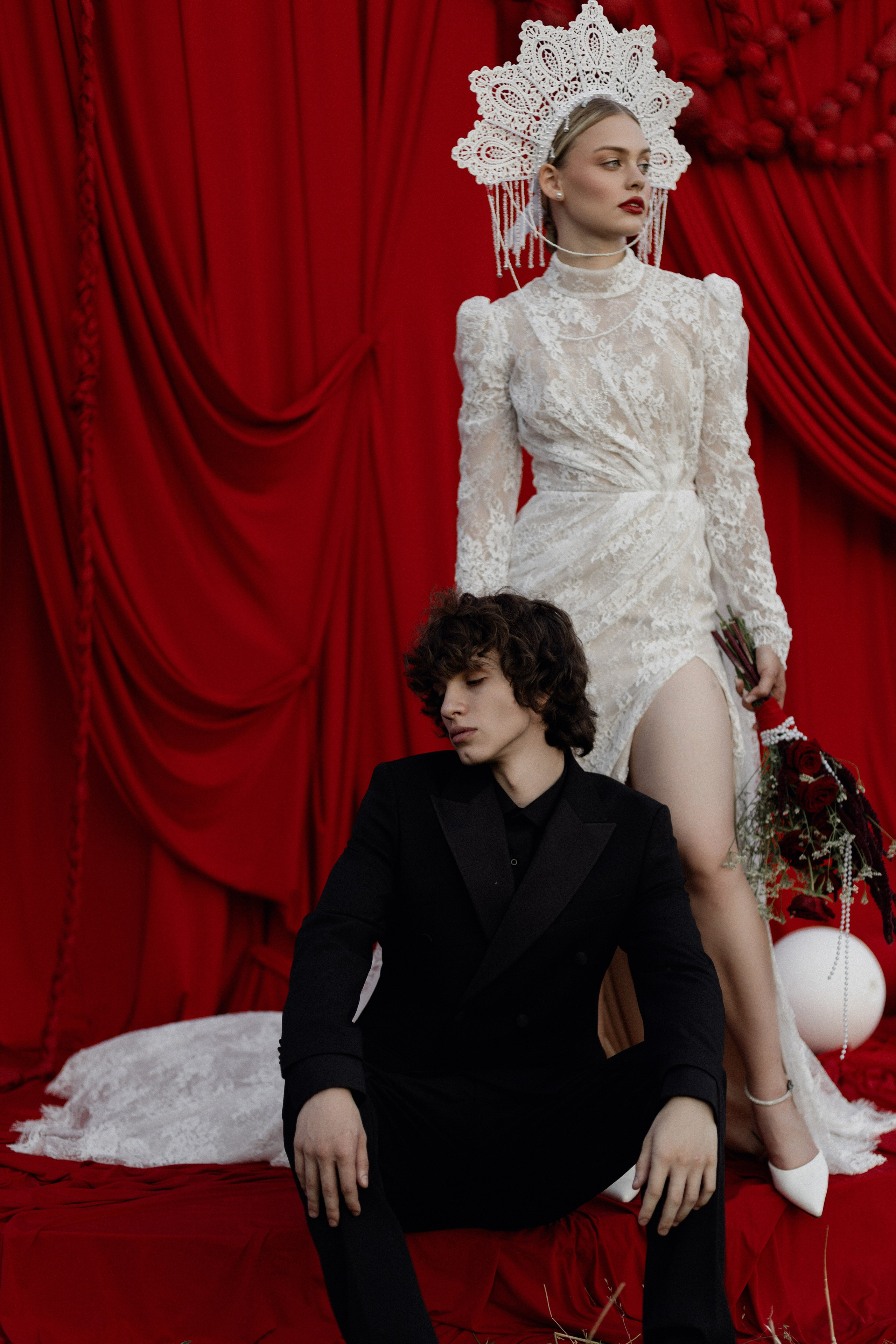 Профессиональная контент-фотосессия для бизнеса. Качественные фото для бренда, инстаграма, рекламы. Стильная съемка предметов, аксессуаров, портретов. Создание визуального контента для соцсетей, блогов и маркетинга.