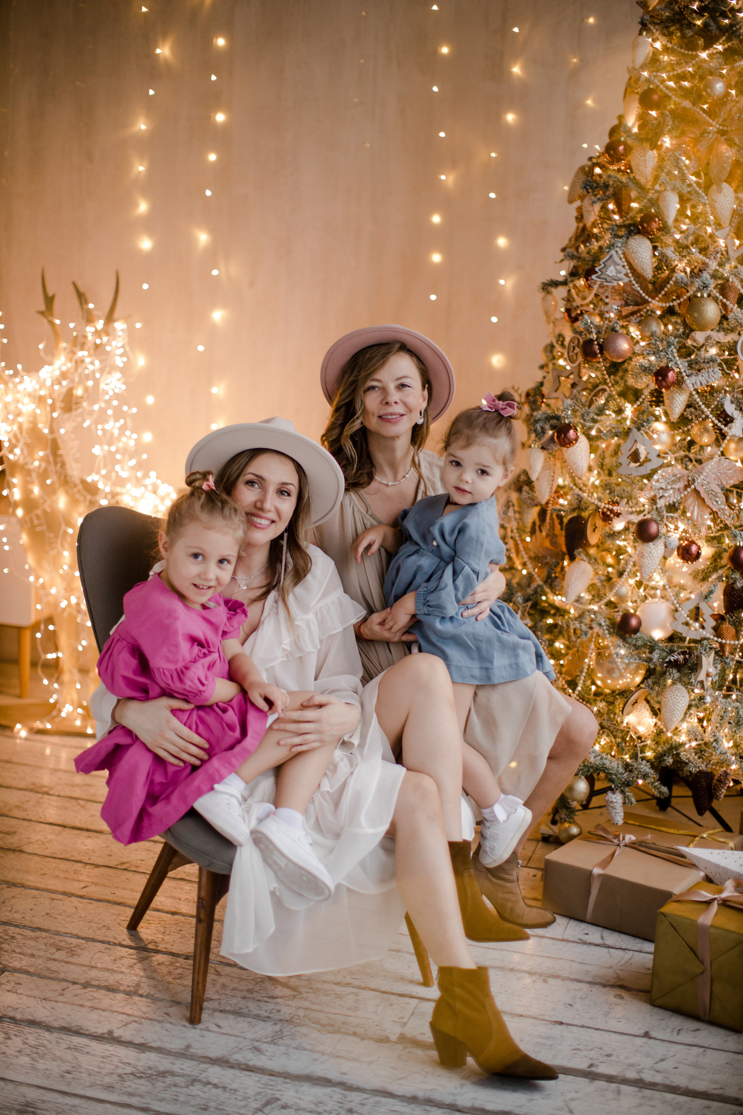 Даша Таня с детьми. Семейный и детский фотограф в Москве Кузьмина Мария