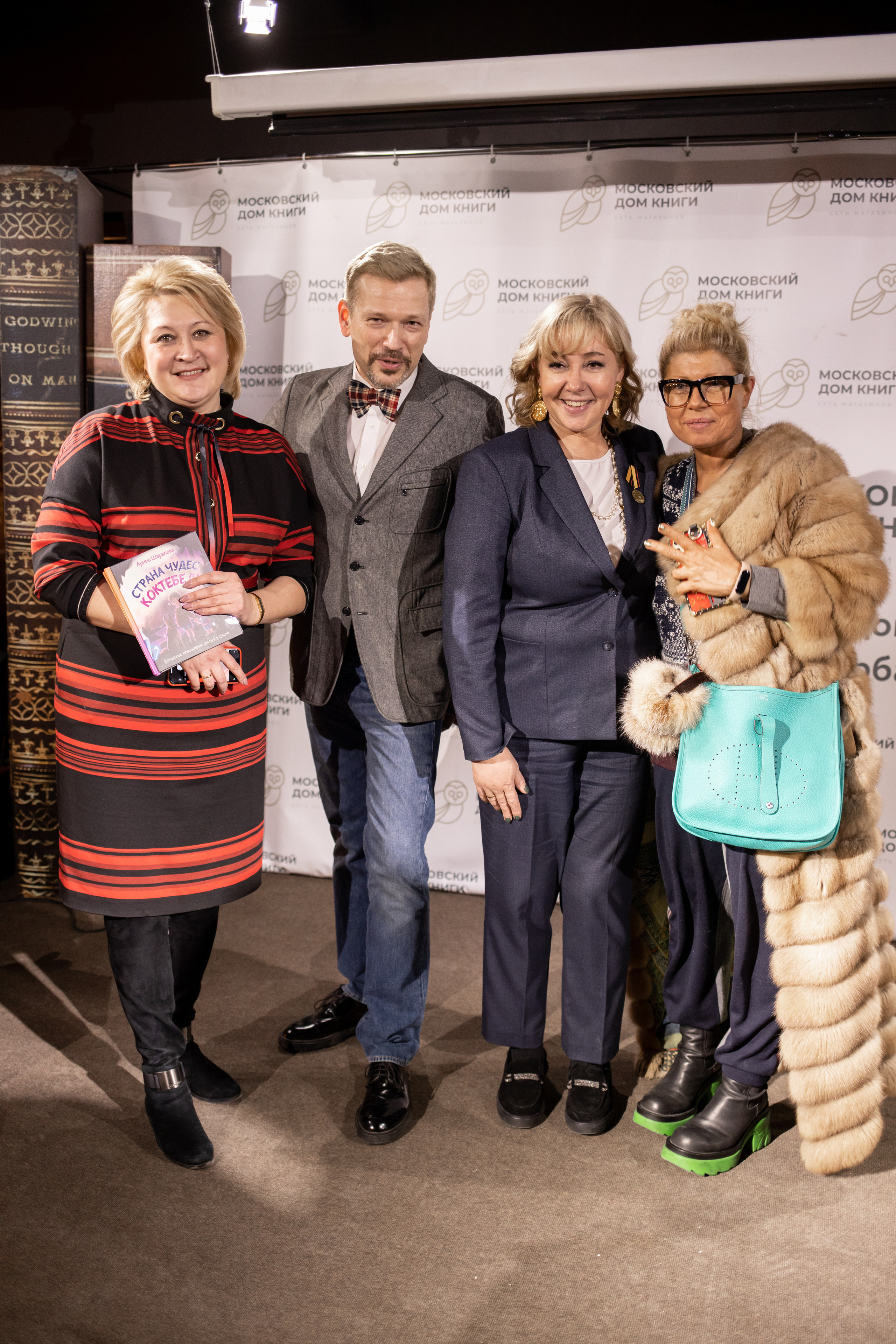 Презентация книги Арины Шараповой. Семейный и детский фотограф в Москве Кузьмина Мария