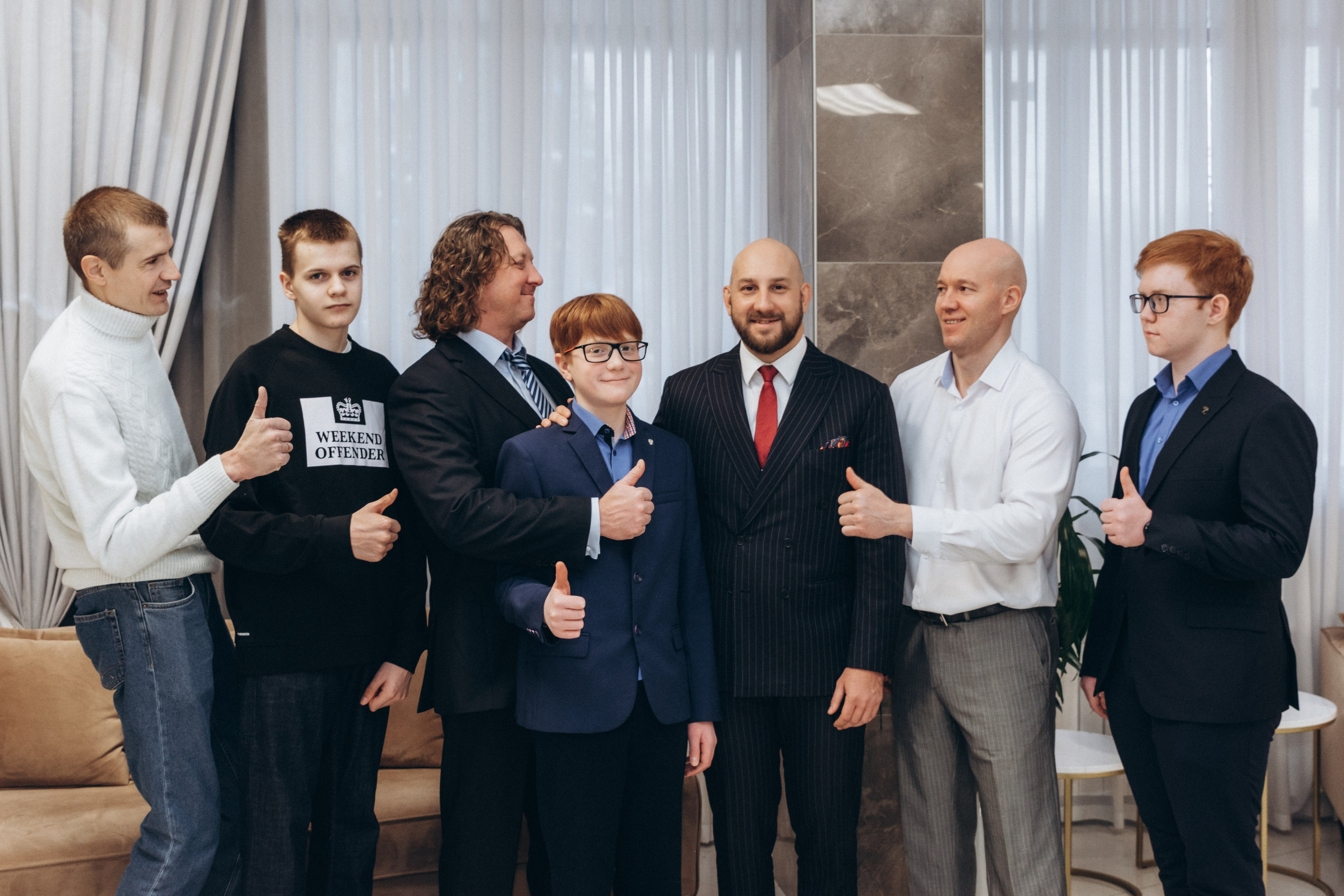 Утро и роспись Виктора и Марии. Ваш фотограф в Одинцовском районе и Москве