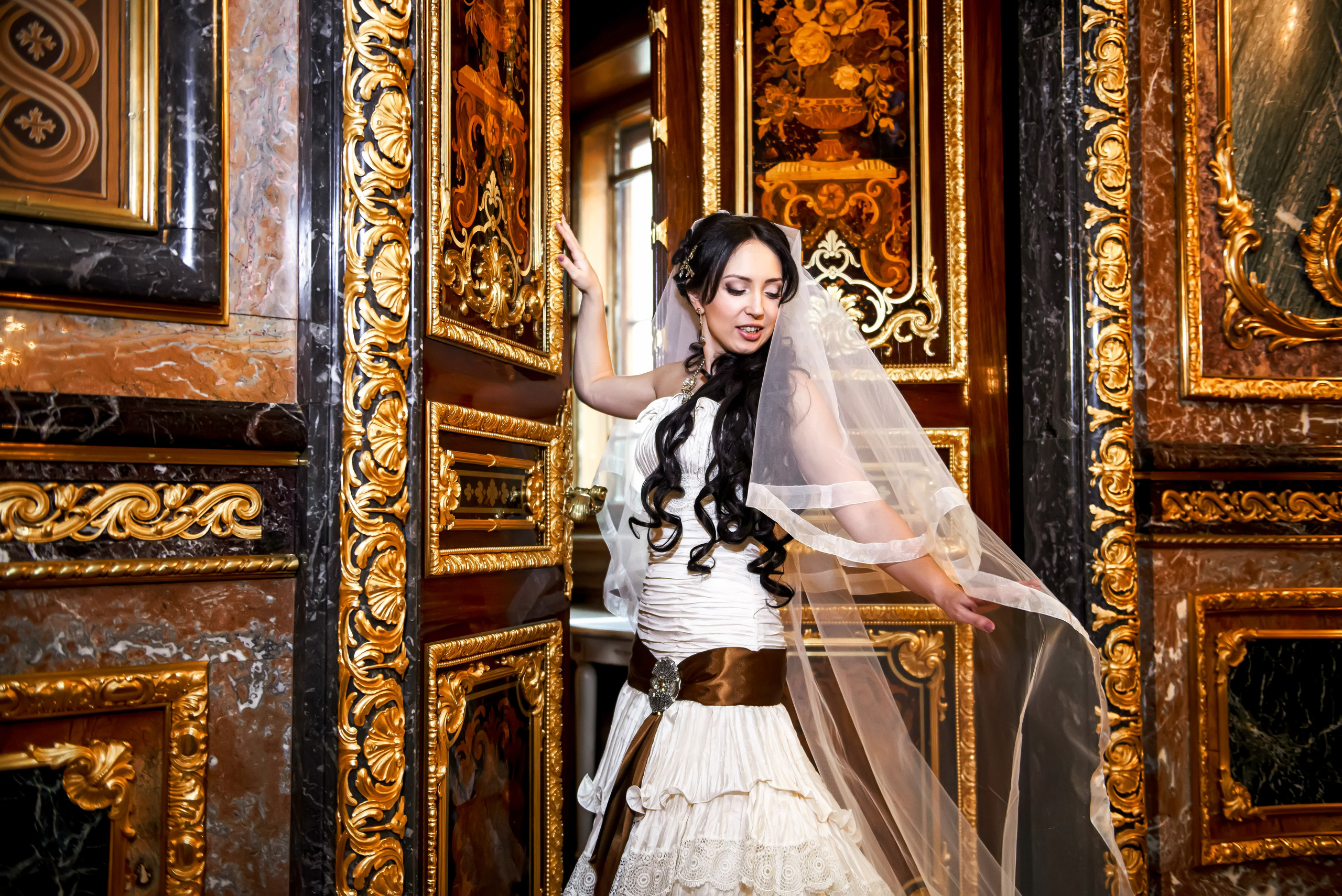 Свадебная фотосессия в Доме Архитектора на Большой Морской ул. Портретный, семейный и свадебный фотограф в Санкт-Петербурге и в Пушкине Ширяев Денис