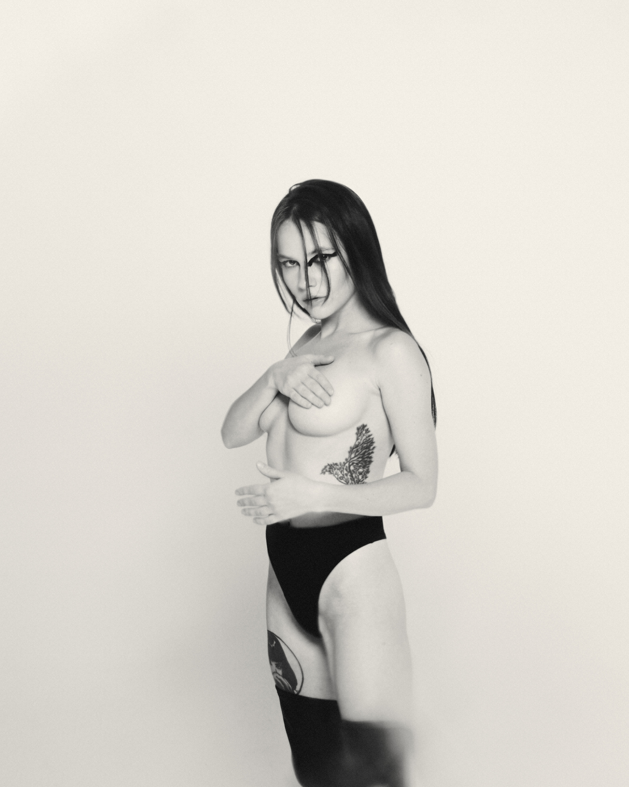 VALERIA. DINIS MUSTAFIN | PHOTOGRAPHY