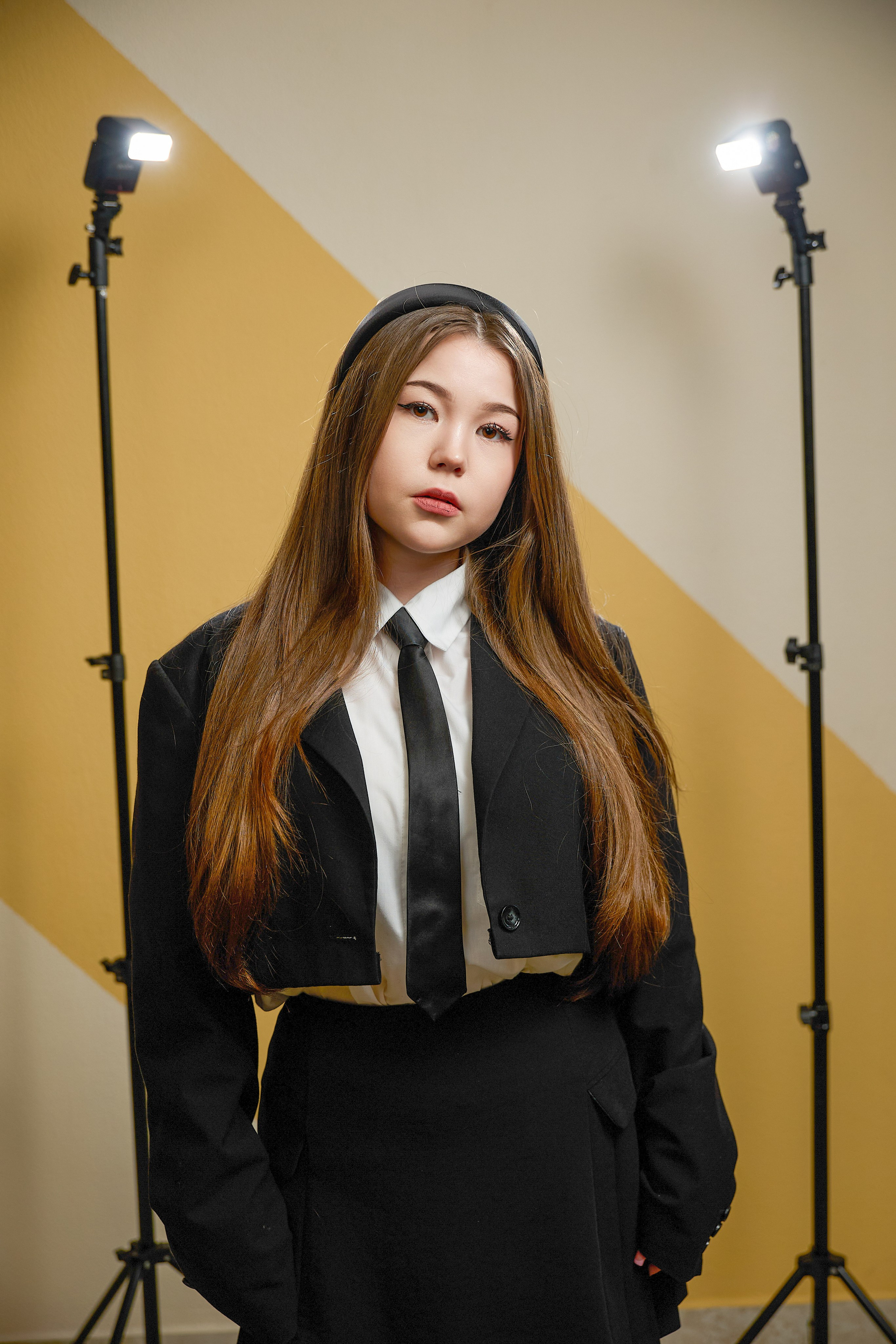 Книга выпускника  9 и 11 класс "Лофт" Тюмень. Выпускные альбомы в Тюмени для школ, садов, вузов спортивных секций