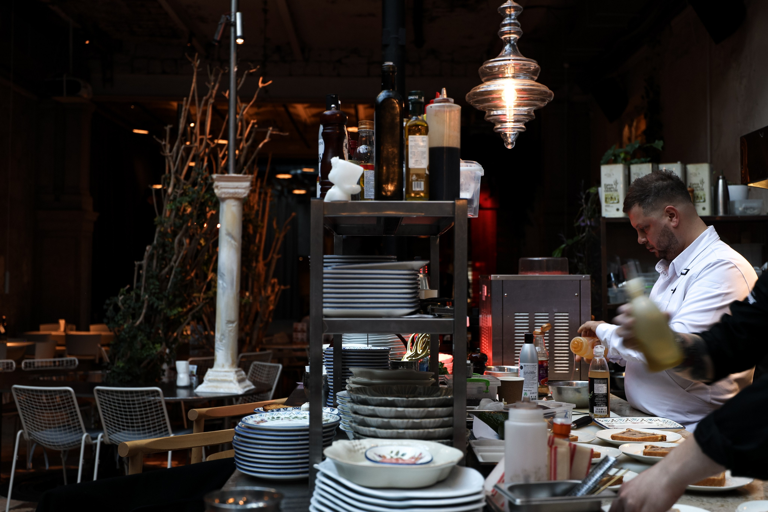 Gastrodvor «Диалог с Чеховым». Дженбаз Павел — фотограф в Ялте