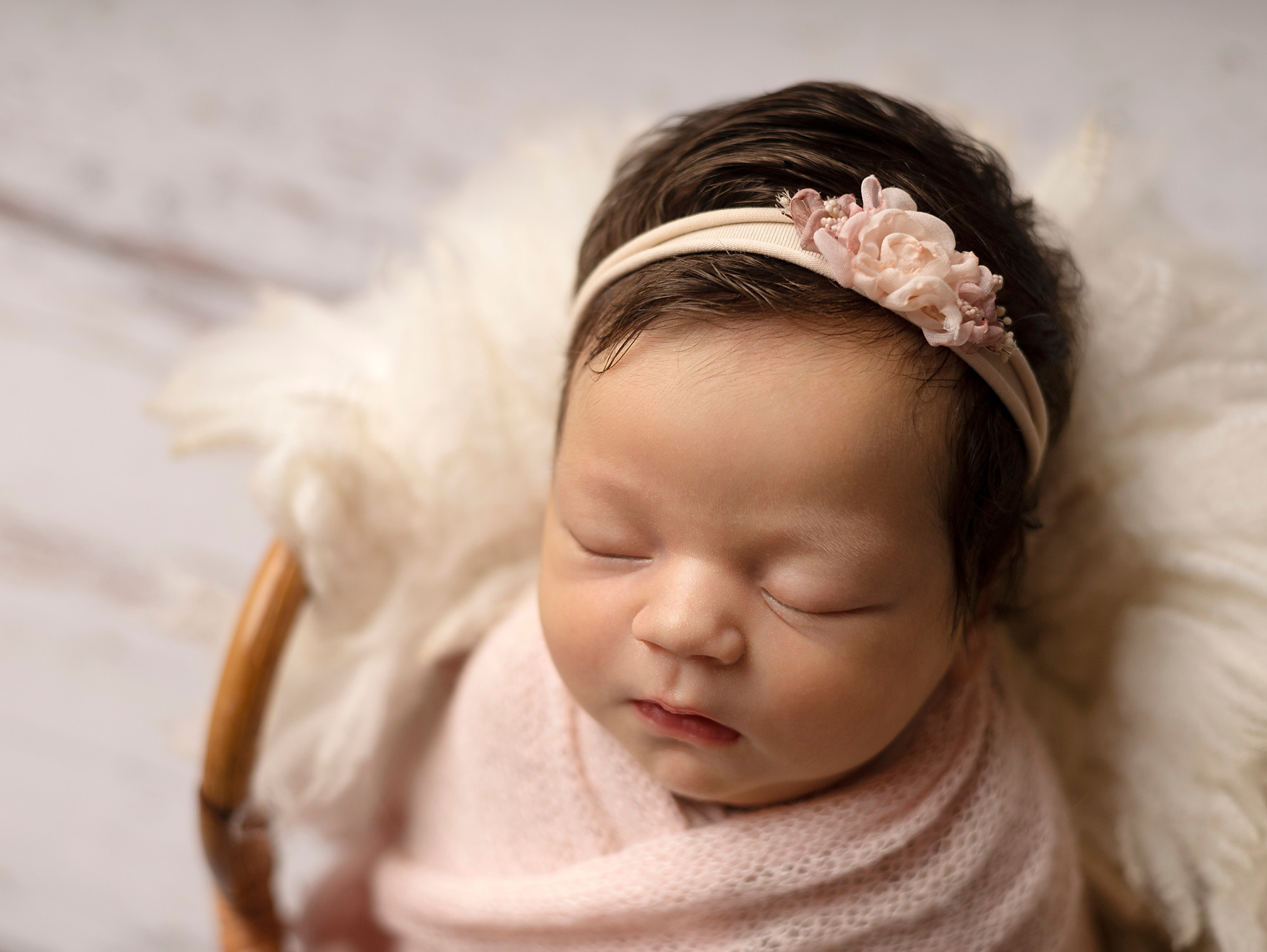 Newborn. Фотограф новорождённых в Казани Нейля Гильмутдинова ньюборн