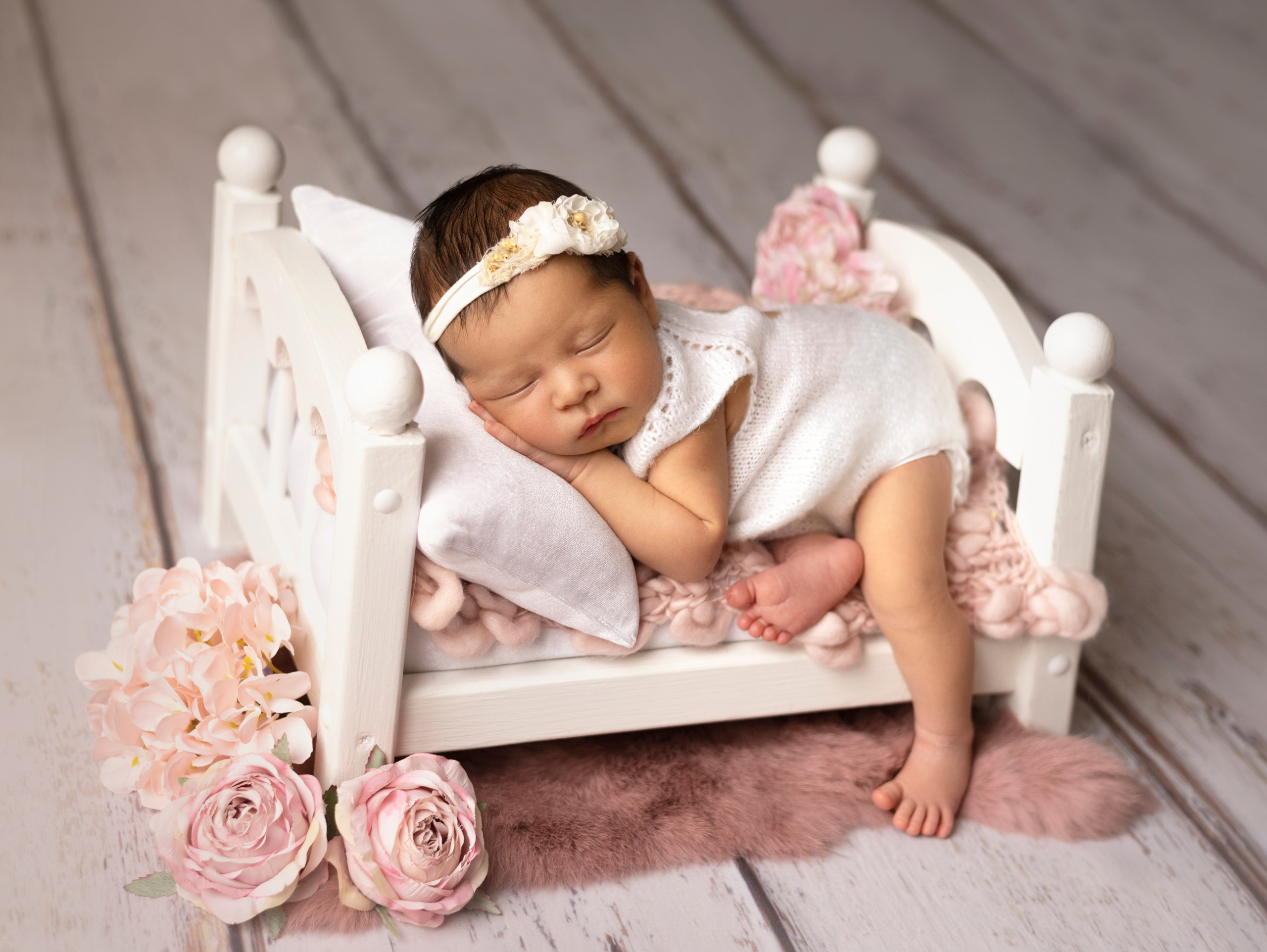 Newborn. Фотограф новорождённых в Казани Нейля Гильмутдинова ньюборн