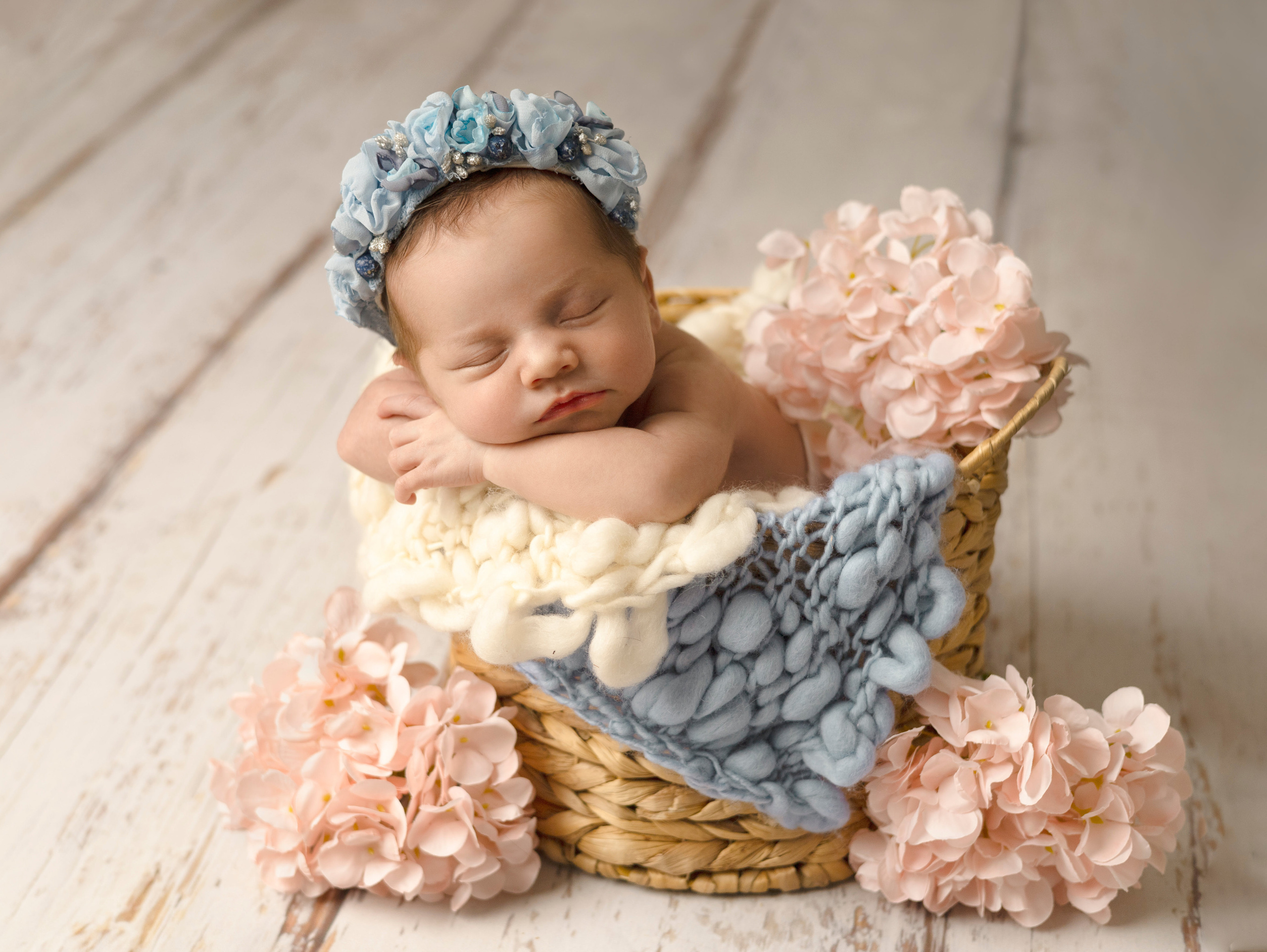 Newborn. Фотограф новорождённых в Казани Нейля Гильмутдинова ньюборн