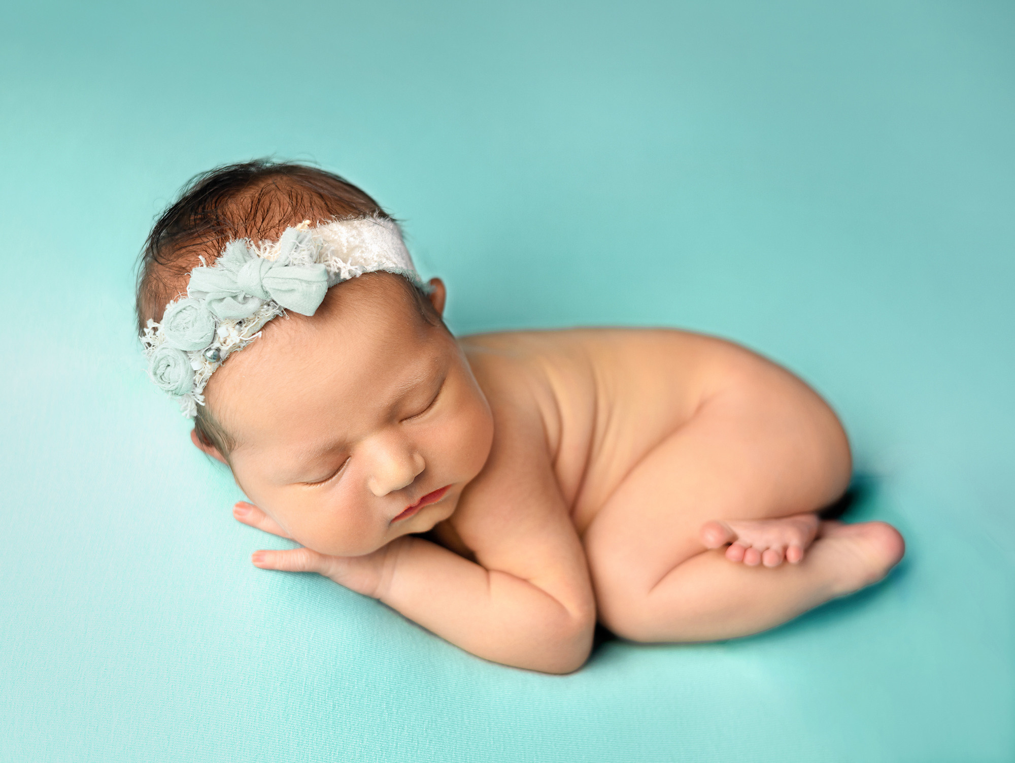 Newborn. Фотограф новорождённых в Казани Нейля Гильмутдинова ньюборн