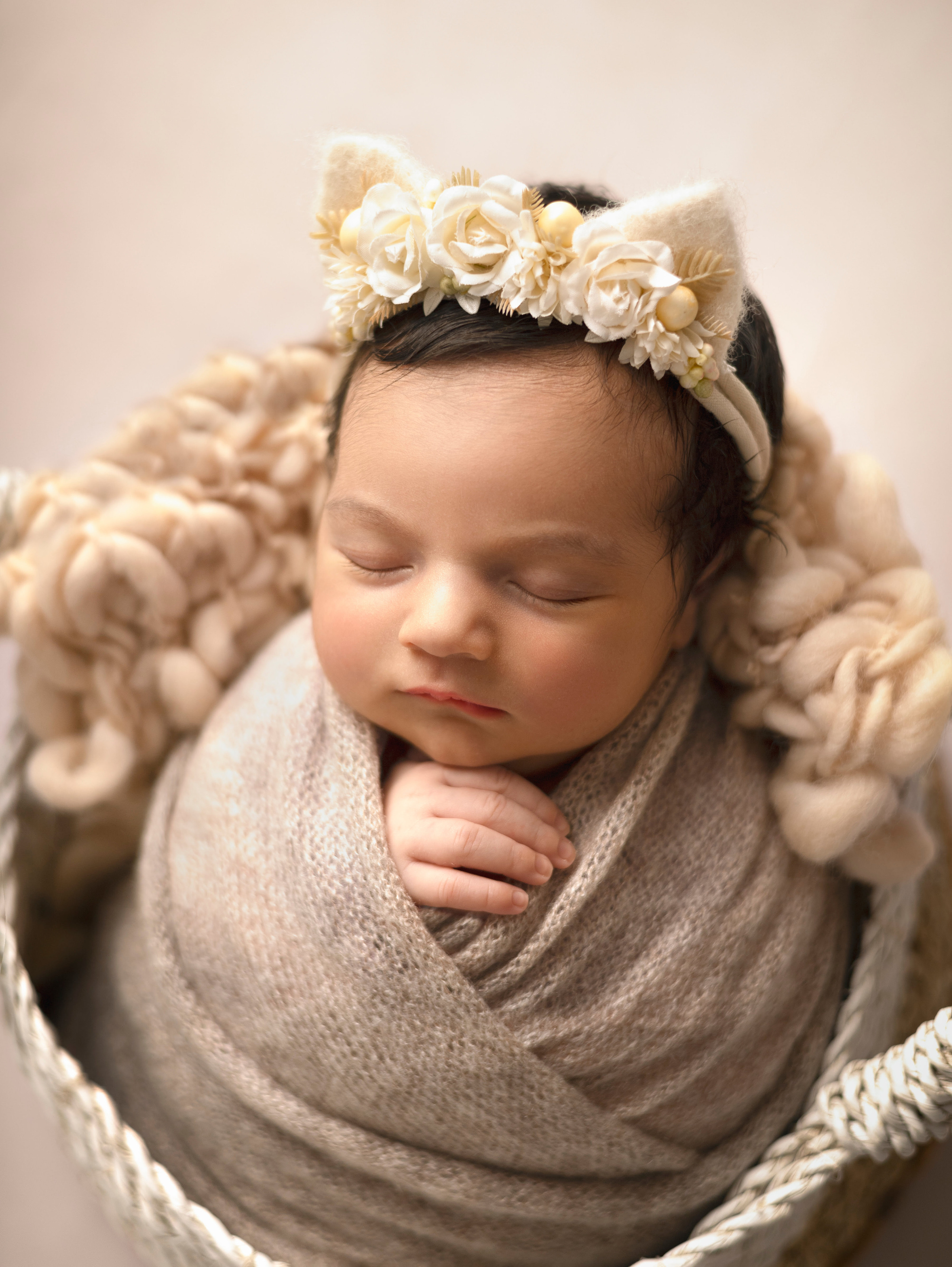 Newborn. Фотограф новорождённых в Казани Нейля Гильмутдинова ньюборн