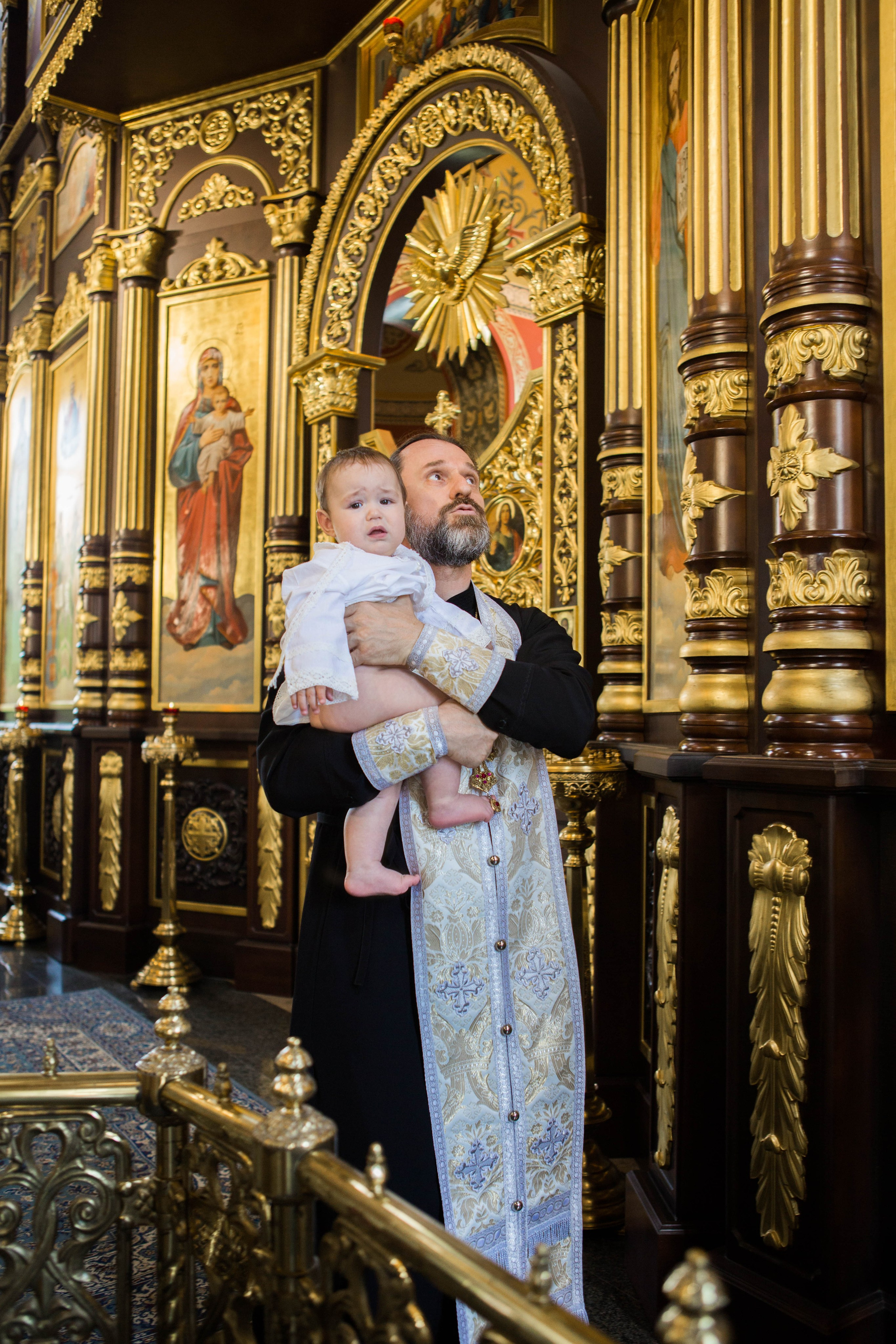 Крещение Александра. Храм Святого Духа. Свадебный семейный и детский фотограф в Краснодаре Карина Федоровская
