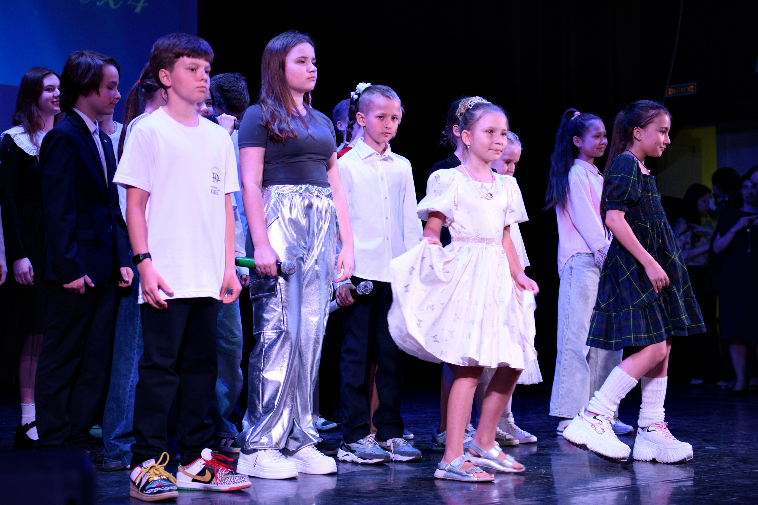 Фотосъёмка торжественного вечера выпускников. Организация и проведение фотосъемок в Санкт-Петербурге. Фотограф Смирягин Илья