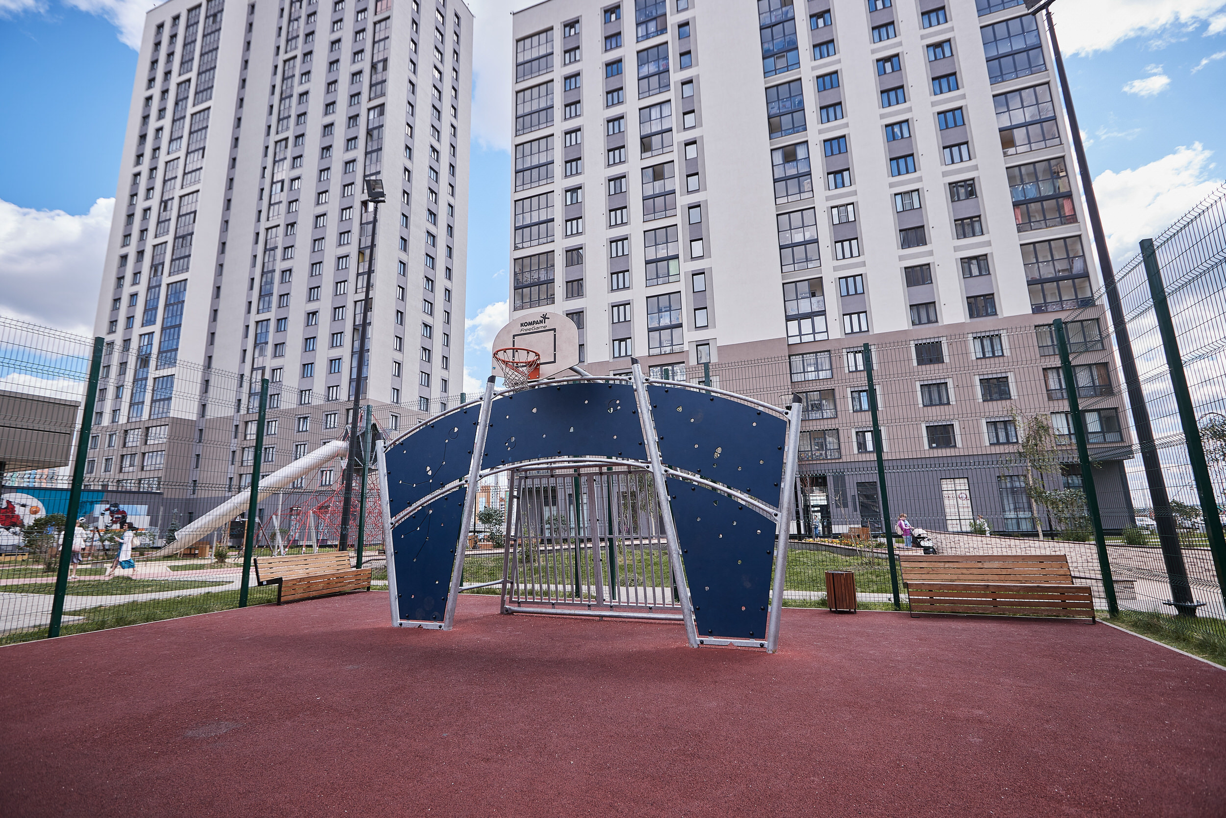 Фотограф для съемки застройщика. Контент для бизнеса в Екатеринбурге Полдень Медиа