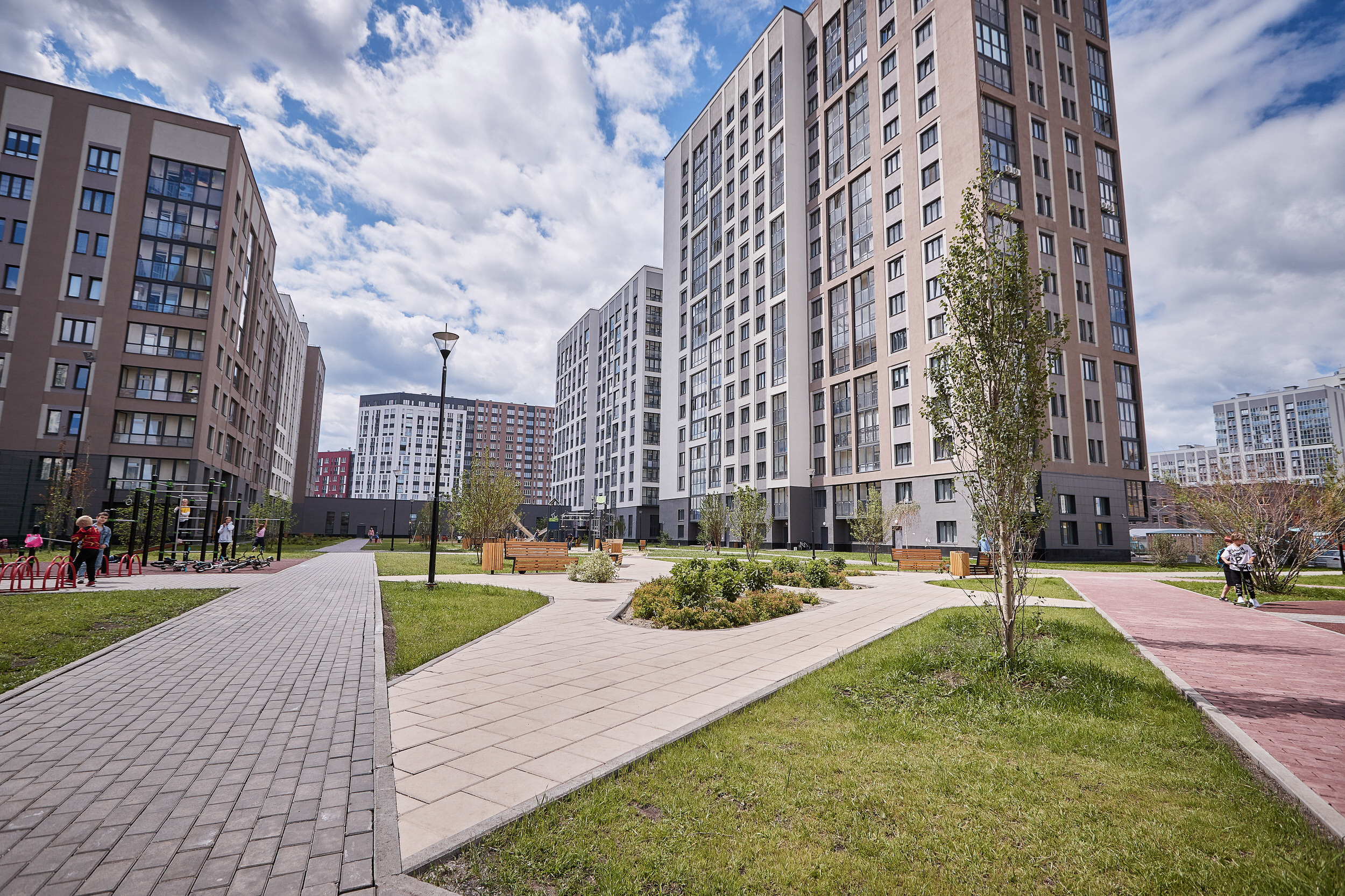 Фотограф для съемки застройщика. Контент для бизнеса в Екатеринбурге Полдень Медиа