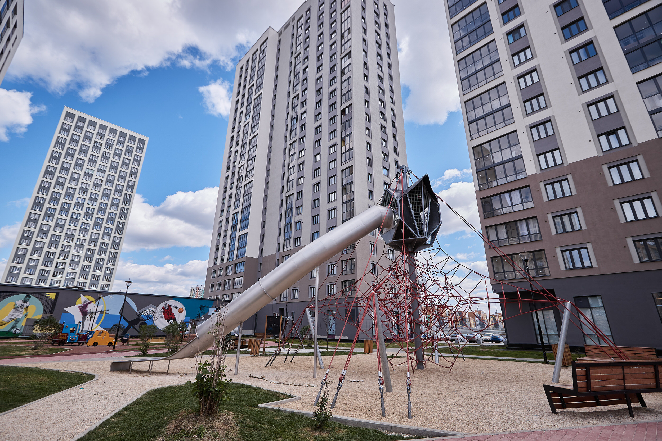 Фотограф для съемки застройщика. Контент для бизнеса в Екатеринбурге Полдень Медиа