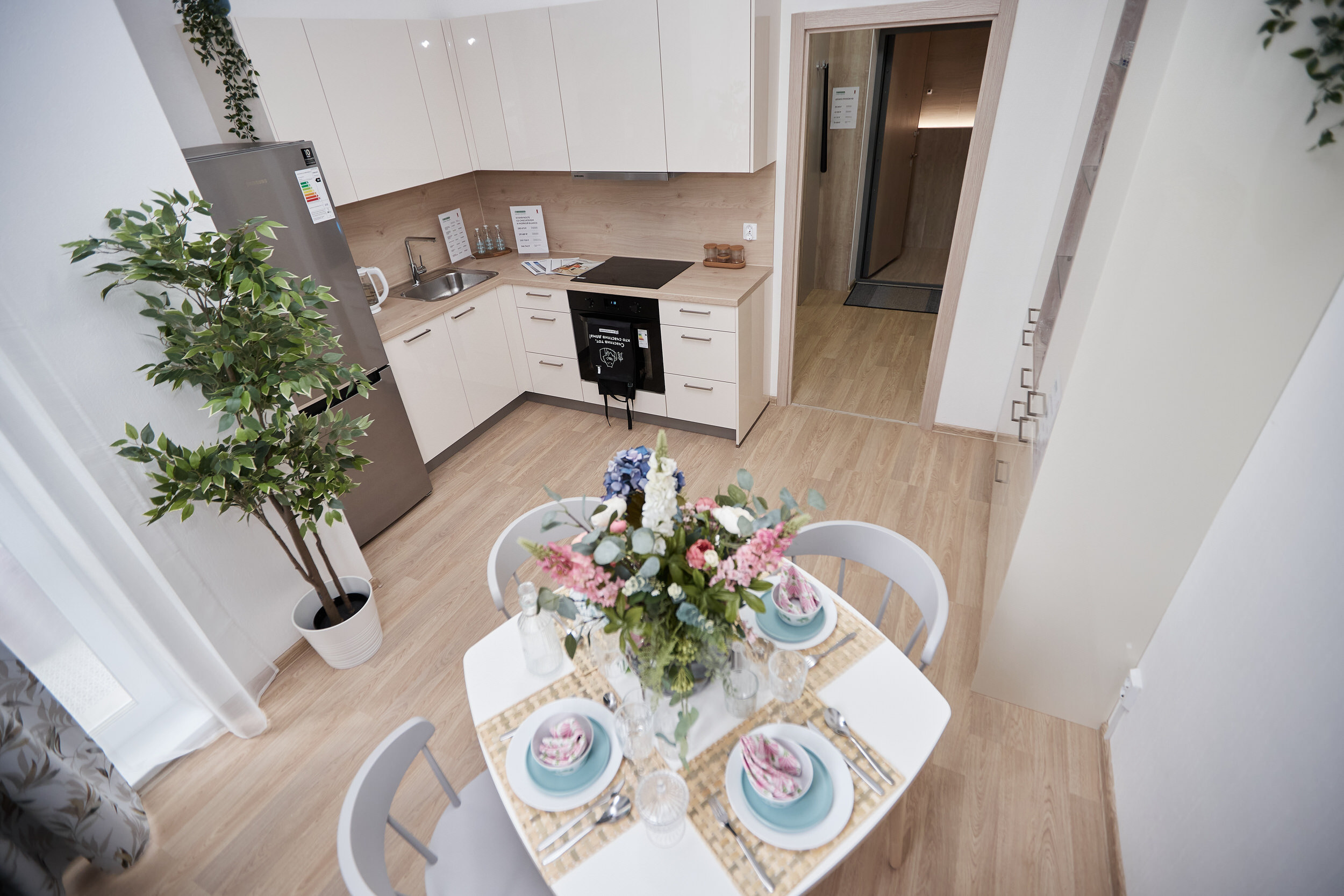 Фотограф для съемки застройщика. Контент для бизнеса в Екатеринбурге Полдень Медиа