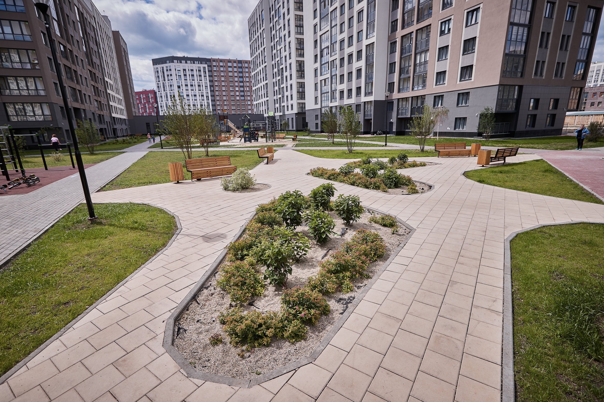 Фотограф для съемки застройщика. Контент для бизнеса в Екатеринбурге Полдень Медиа