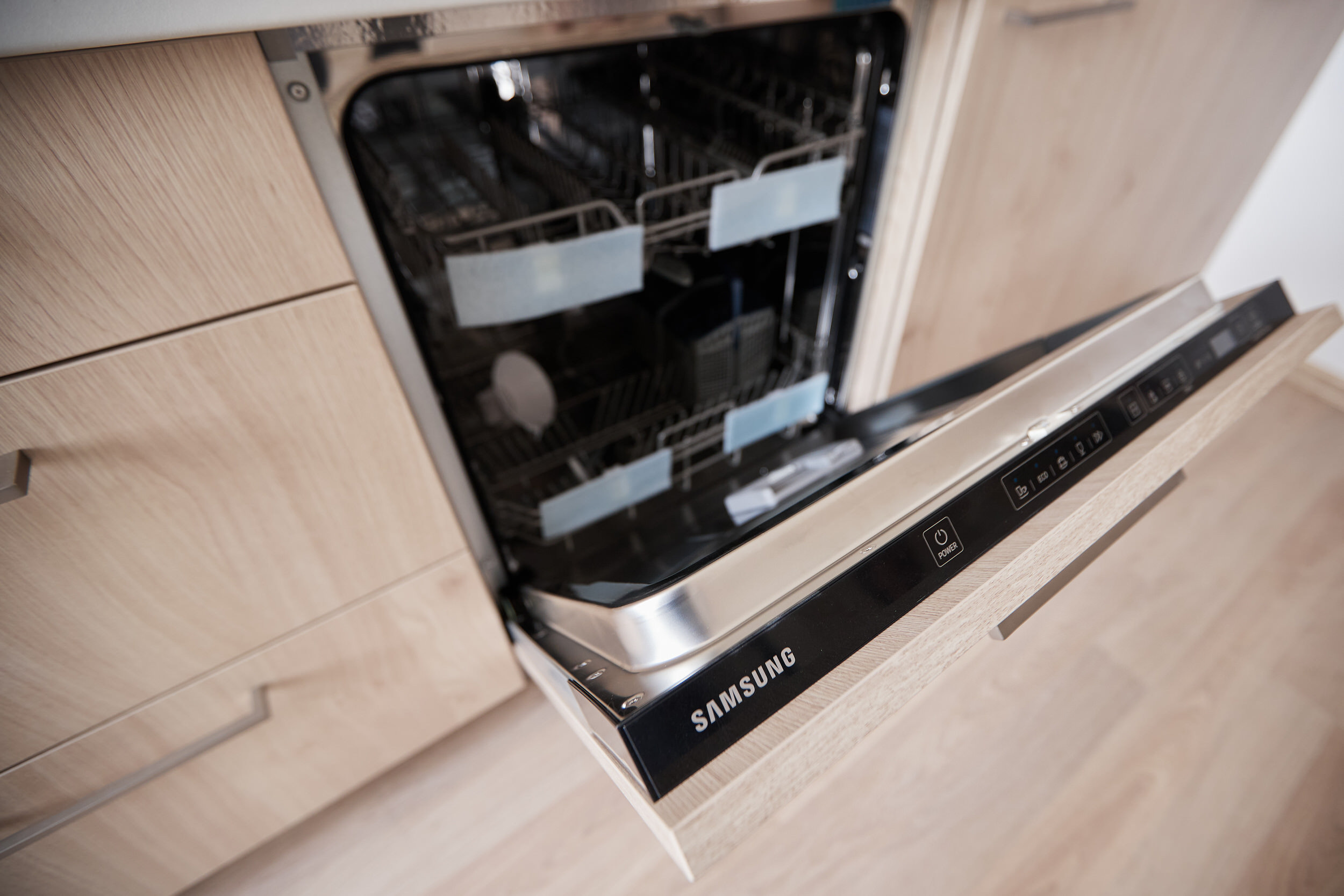 Фотограф для съемки застройщика. Контент для бизнеса в Екатеринбурге Полдень Медиа