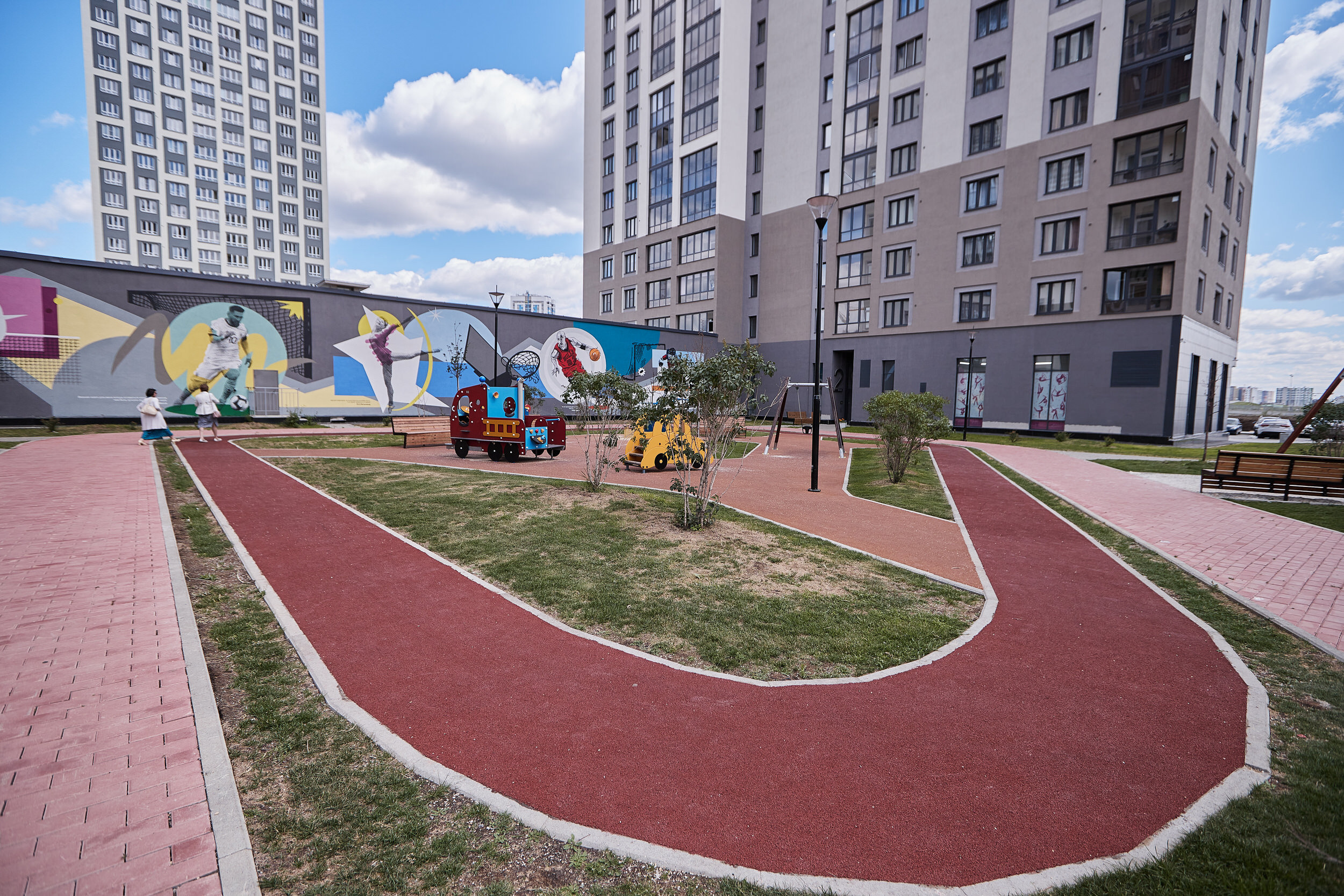 Фотограф для съемки застройщика. Контент для бизнеса в Екатеринбурге Полдень Медиа